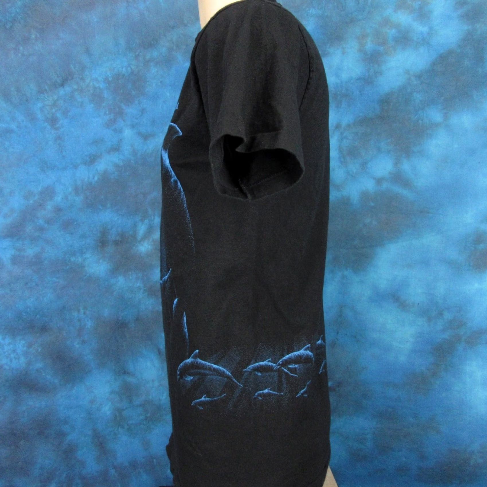 Vintage vtg Myrtle Beach Dolphin Ocean Wrap-Around Print T-Shirt M Mens Black 90s 80s Shirt Size US M / EU 48-50 / 2 - 3 Thumbnail