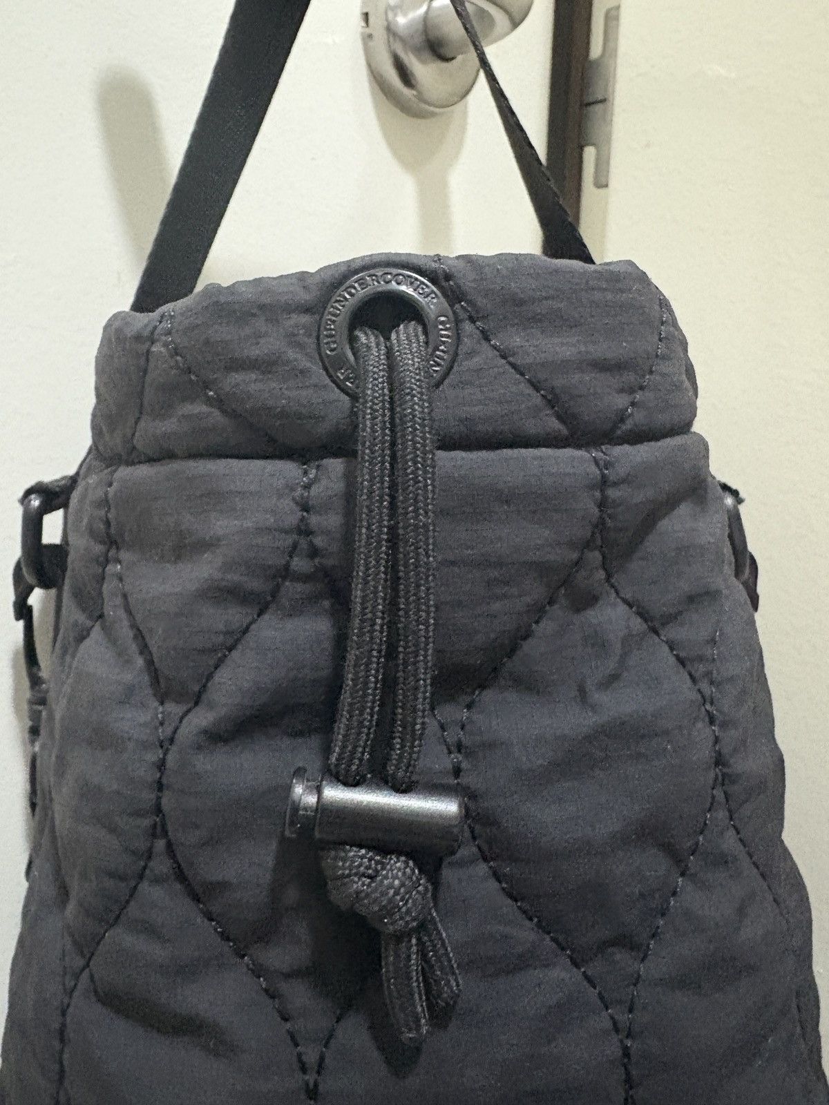 GU × Undercover Gu X undercover collaboration kosmik noise bag Size ONE SIZE - 4 Thumbnail