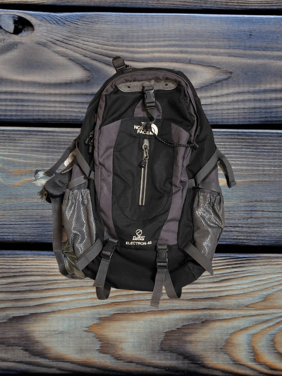 40l backpack with wheels for travel Carry-On (40L) – Hynes Eagle Teal wok Color:MID GREY DARK HEATHER/TNF BLACK Airtag Holder for Kids and frequent flyers