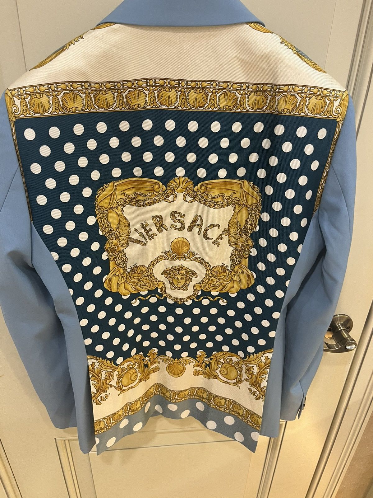 Versace Seashell Baroque blazer with silk back size48 Size 48R - 20 Thumbnail