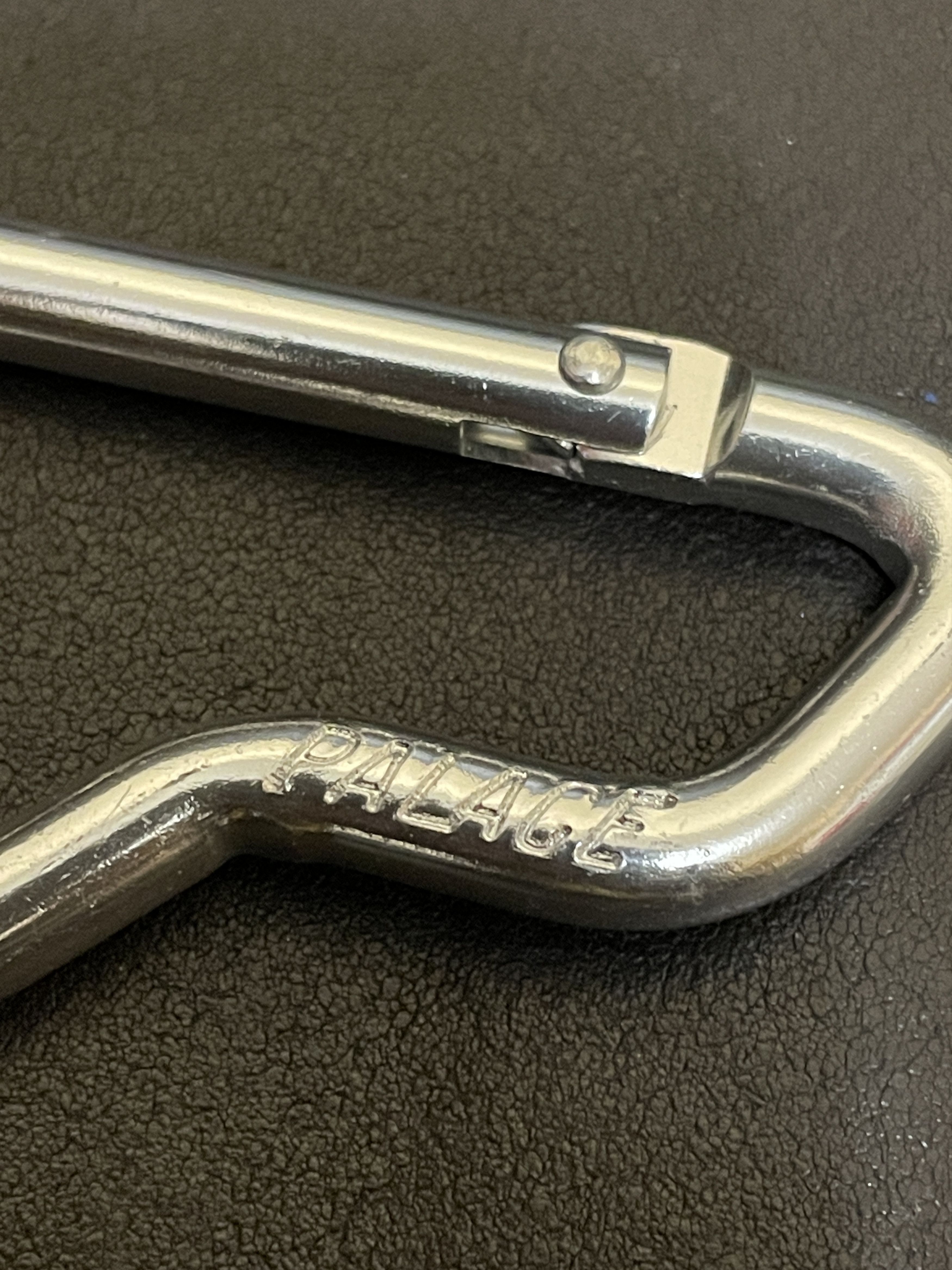 Palace Carabiner Size ONE SIZE - 4 Thumbnail
