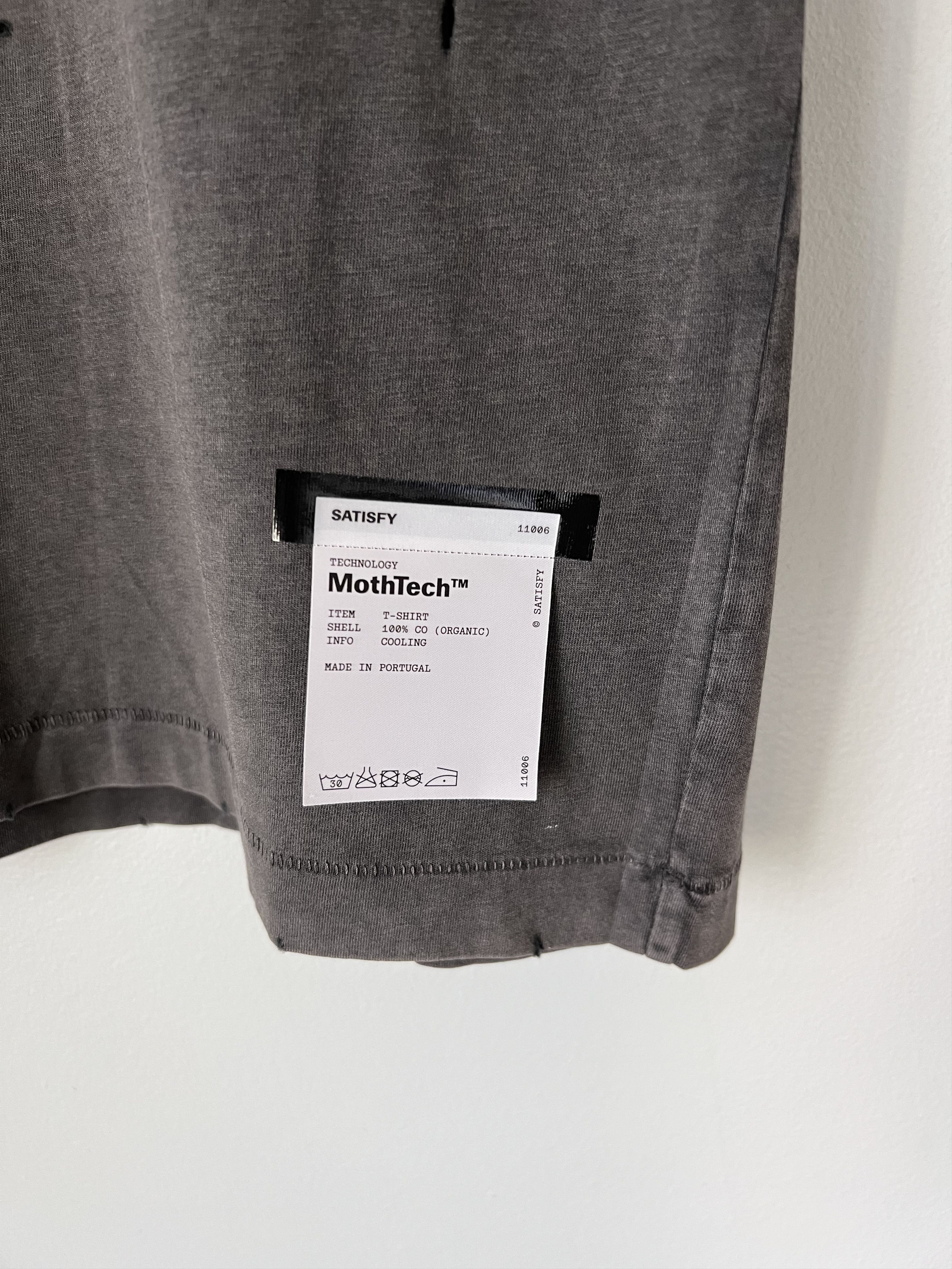 Satisfy Satisfy Running Cult Member Mothtech Tee in Black Size US L / EU 52-54 / 3 - 5 Thumbnail