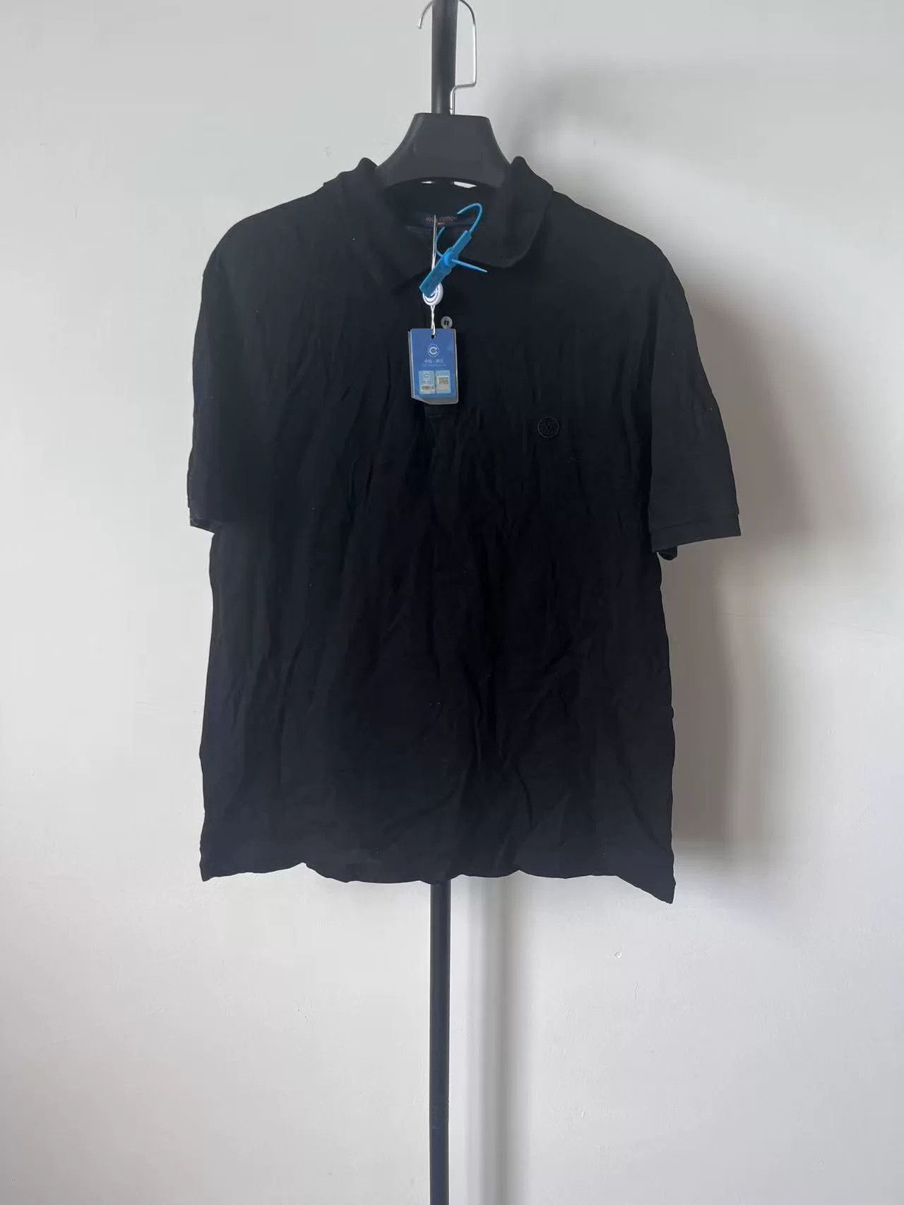 Louis Vuitton Louis Vuitton Classic Logo Men's T-Shirt Size US L / EU 52-54 / 3 - 1 Thumbnail