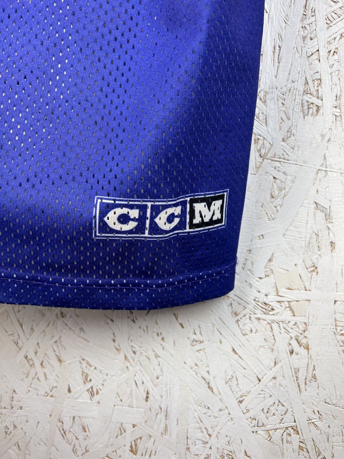 Ccm 90s Vintage CCM Toronto Maple Leafs AOP NHL Retro Jersey Size US S / EU 44-46 / 1 - 7 Thumbnail
