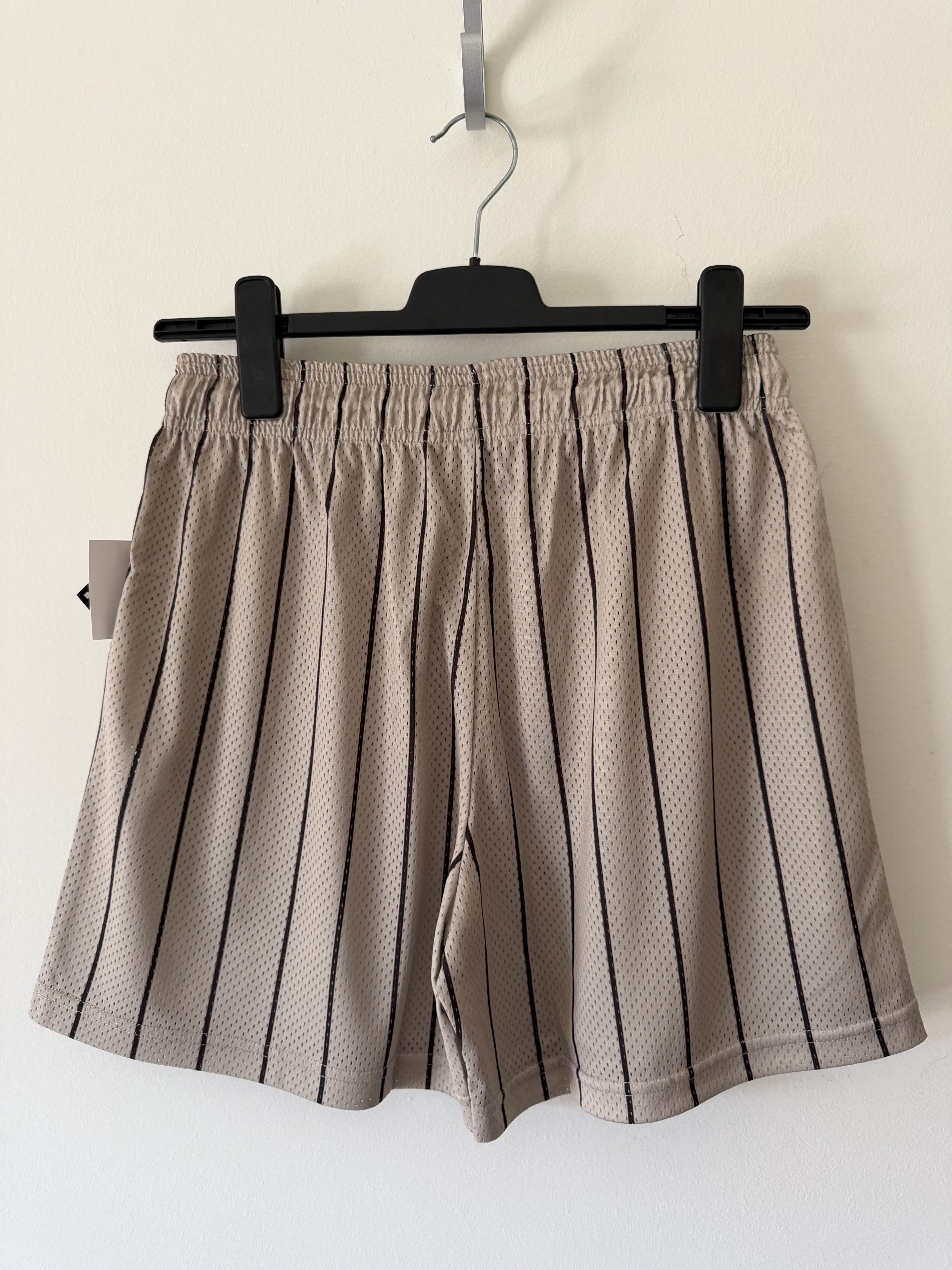 Eric Emanuel × MLB Eric Emanuel EE Basic San Diego Padres Shorts in Tan Size US 34 / EU 50 - 4 Thumbnail