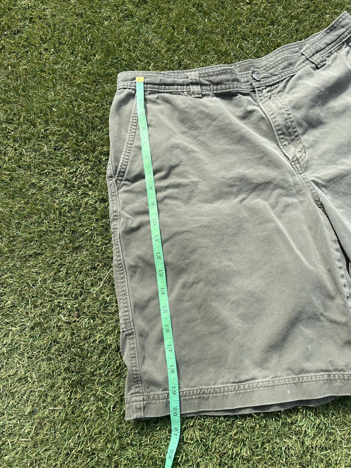 The North Face VTG The North Face Men’s Baker Cargo Shorts Size 38 Green Size US 38 / EU 54 - 4 Thumbnail