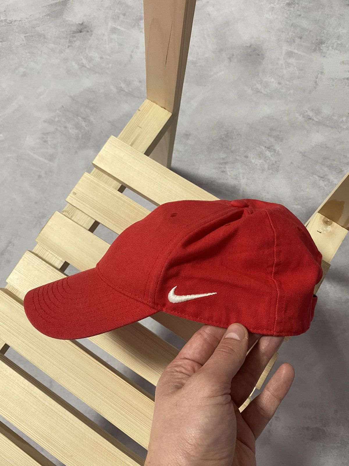 Nike 📍Vintage Cap Nike Red Side Swoosh Size ONE SIZE - 1 Thumbnail