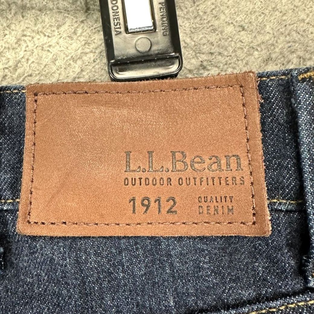 Vintage L.L. Bean Straight Jeans Mens 38X29 Blue Classic Fit Denim 5 Pocket Regular Inseam 29 Size US 38 / EU 54 - 4 Thumbnail