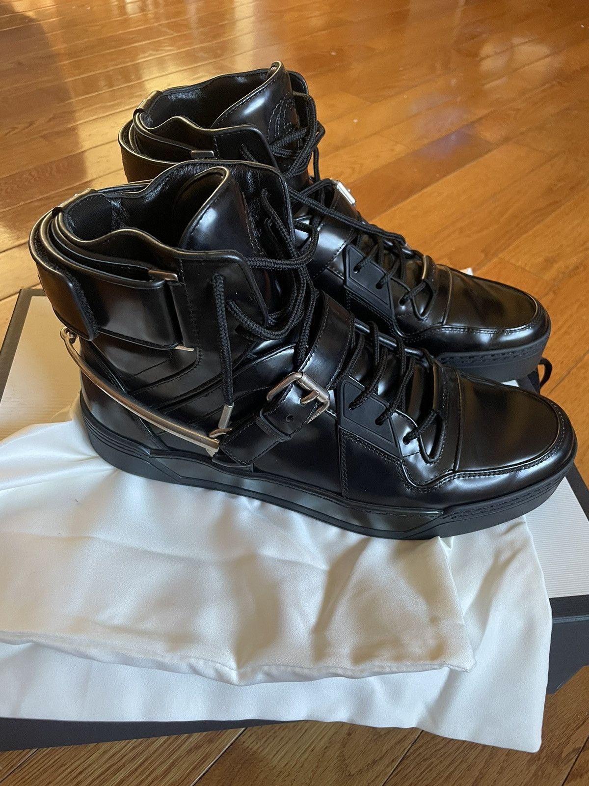 Gucci MENS GUCCI MANGUM HIGH TOPS Size US 8 / EU 41 - 21 Thumbnail