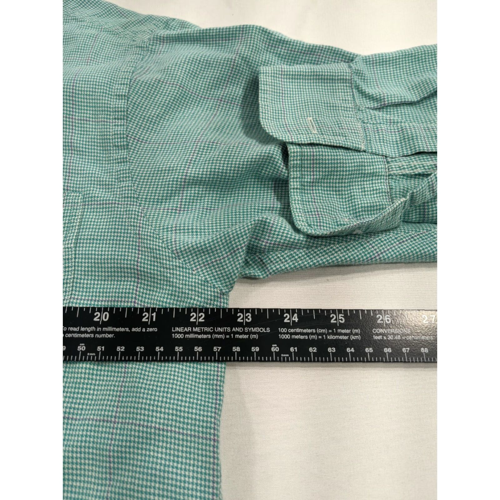 Saks Fifth Avenue VINTAGE Saks Fifth Ave. Shirt Large Cotton Plaid Single Needle Teal Purple Rockabilly Casual Mens Shirts Size US L / EU 52-54 / 3 - 6 Thumbnail