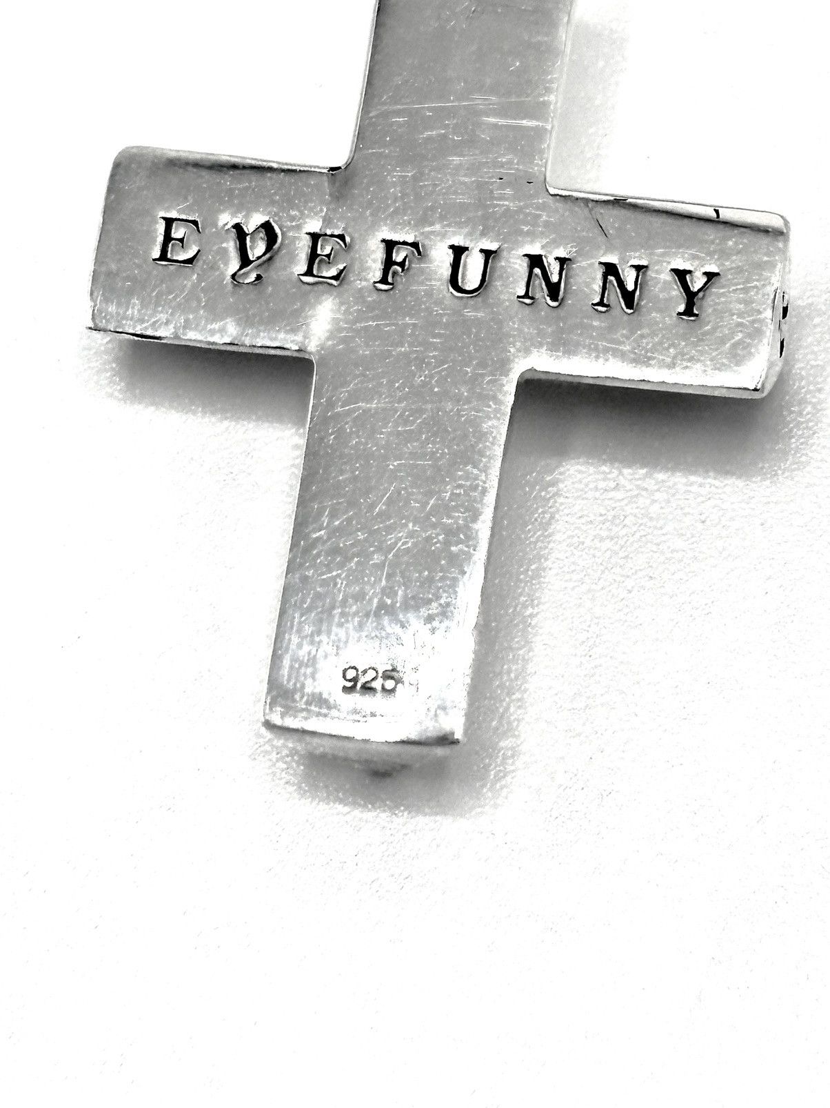 EYEFUNNY Eyefunny .925 Sterling Silver Diamond Cross Pendant Size ONE SIZE - 6 Thumbnail