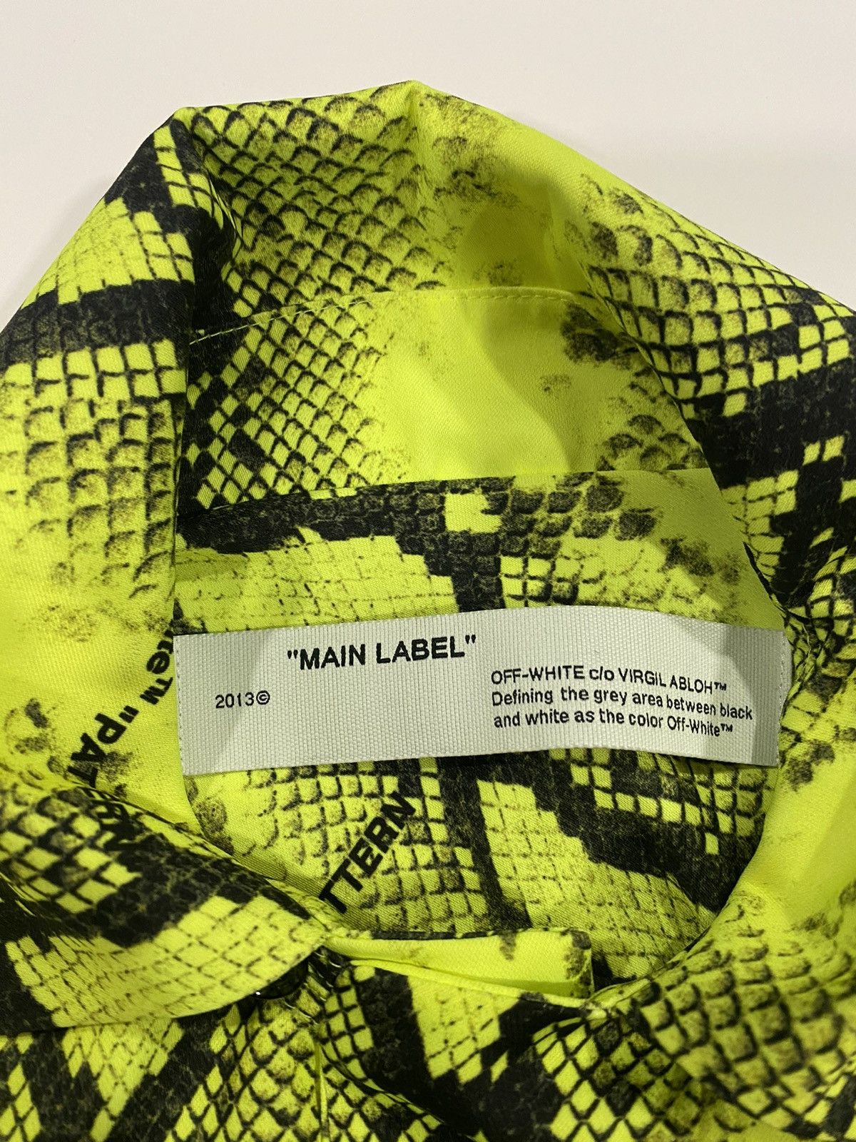 Off-White Off-White Snake Skin Print Button Up Shirt Size US S / EU 44-46 / 1 - 9 Thumbnail