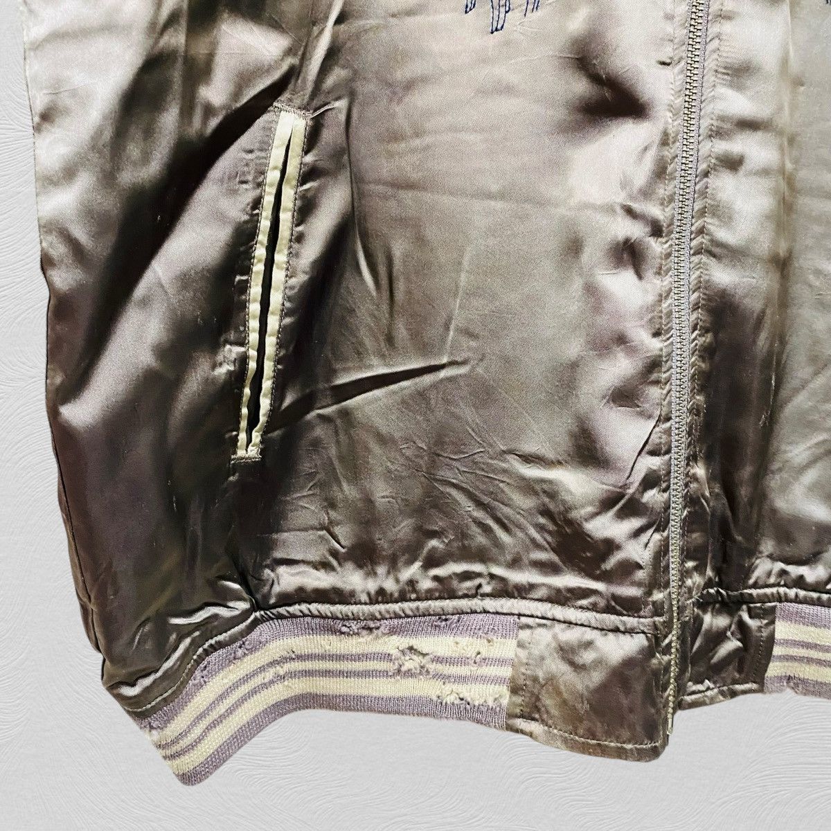 Japanese Brand Rare karakuri generation sukajan koi jacket distressed Size US L / EU 52-54 / 3 - 6 Thumbnail