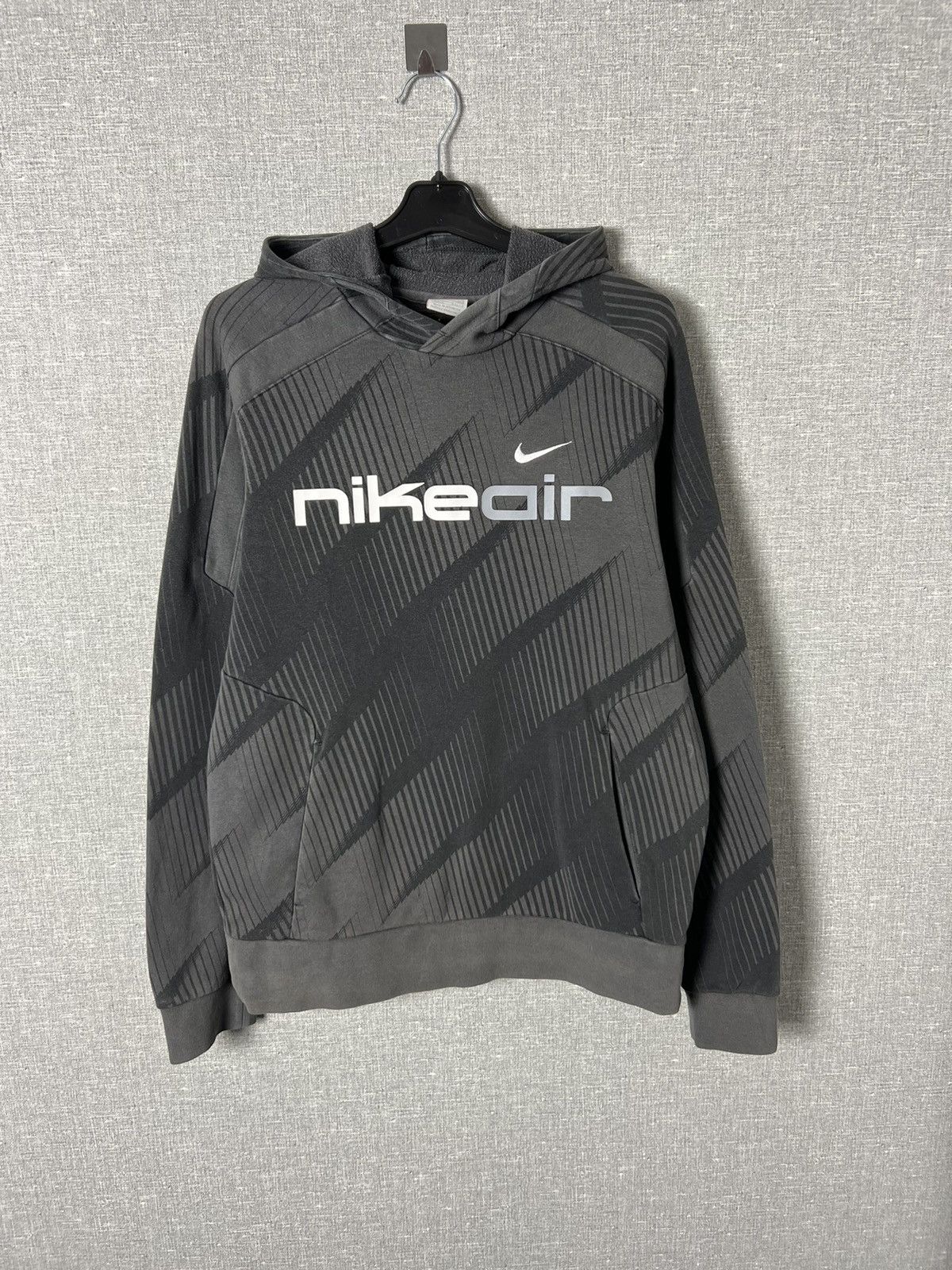 Nike 00s Vintage Nike Air Shadow All Over Printed Big Logo Hoodie Size US M / EU 48-50 / 2 - 1 Thumbnail