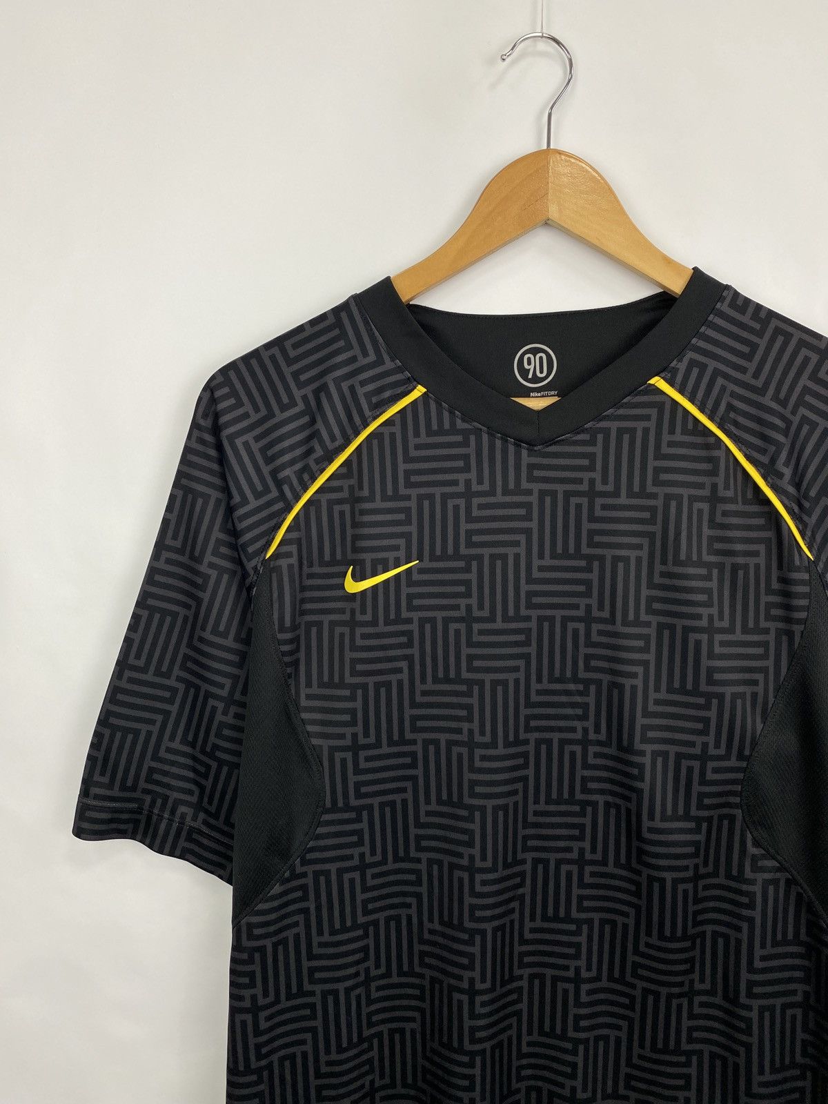 Nike 🇺🇸 Vintage 90s Nike TN Total 90 T-Shirt Rare Retro Hype Y2K Size US M / EU 48-50 / 2 - 2 Thumbnail