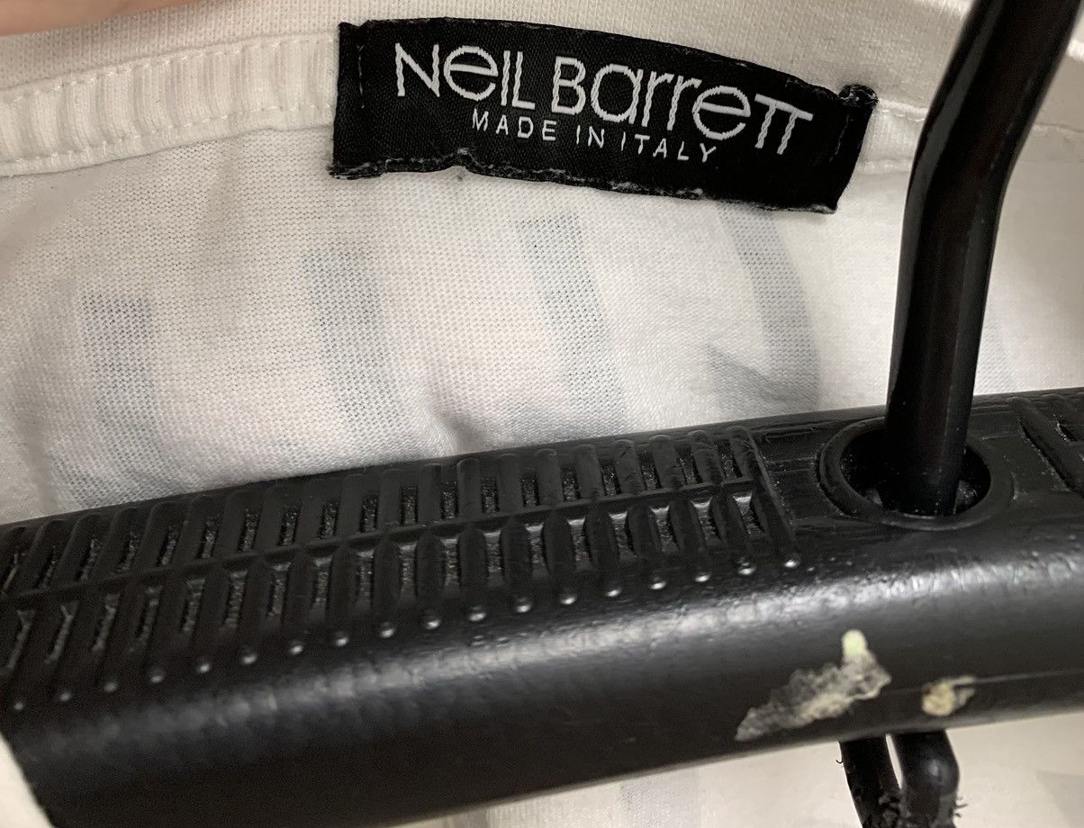 Neil Barrett Neil Barrett white t-shirt Xl sz Size US XL / EU 56 / 4 - 4 Thumbnail