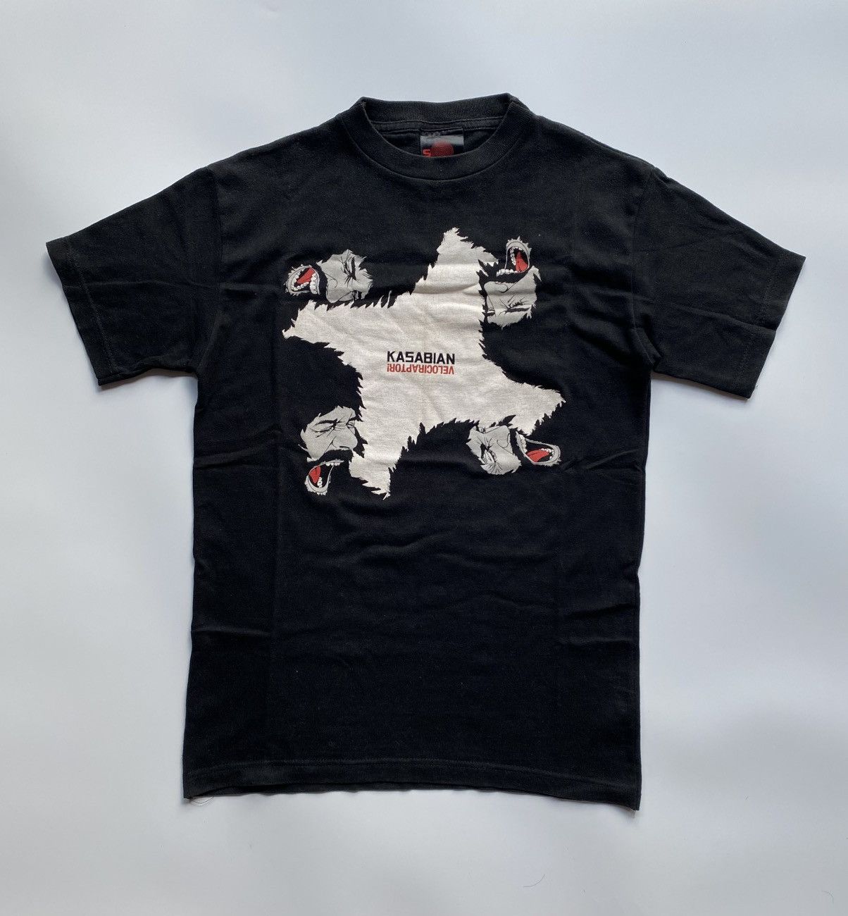 Band Tees KASABIAN Size US XS / EU 42 / 0 - 1 Thumbnail
