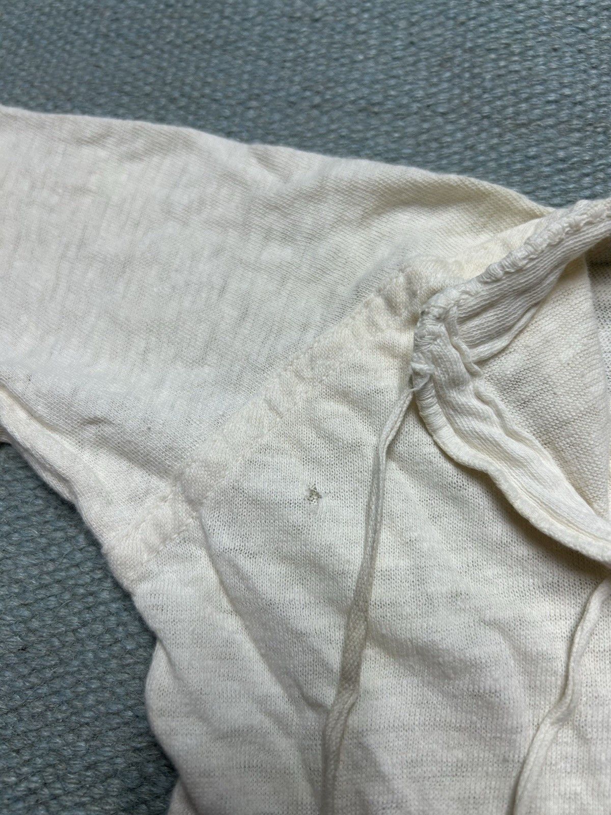 Vintage 1940s blank white t shirt cotton soft women’s XXS? baby tee Size XXS / US 00 / IT 34 - 6 Thumbnail