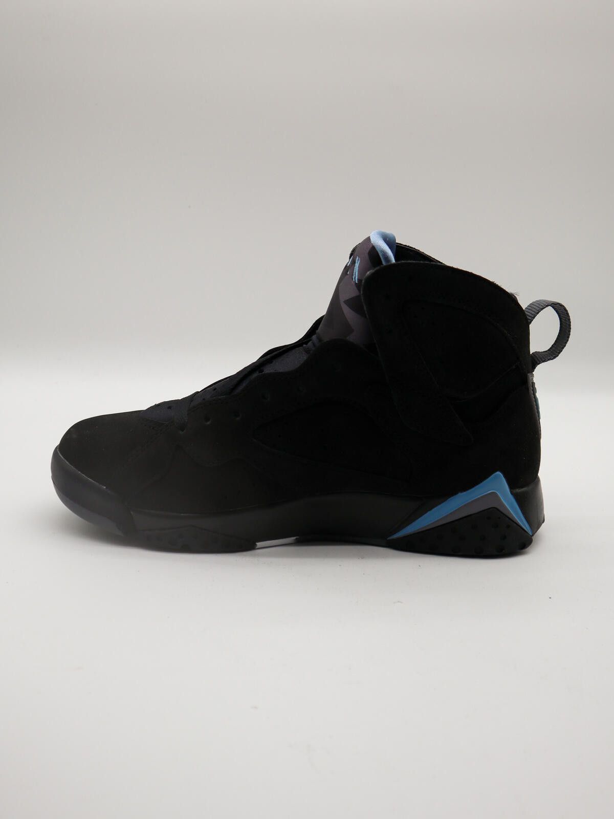 Jordan Brand Air Jordan 7 Retro – CU9307‑004 - UK 5.5 Size US 6.5 / EU 39-40 - 6 Thumbnail