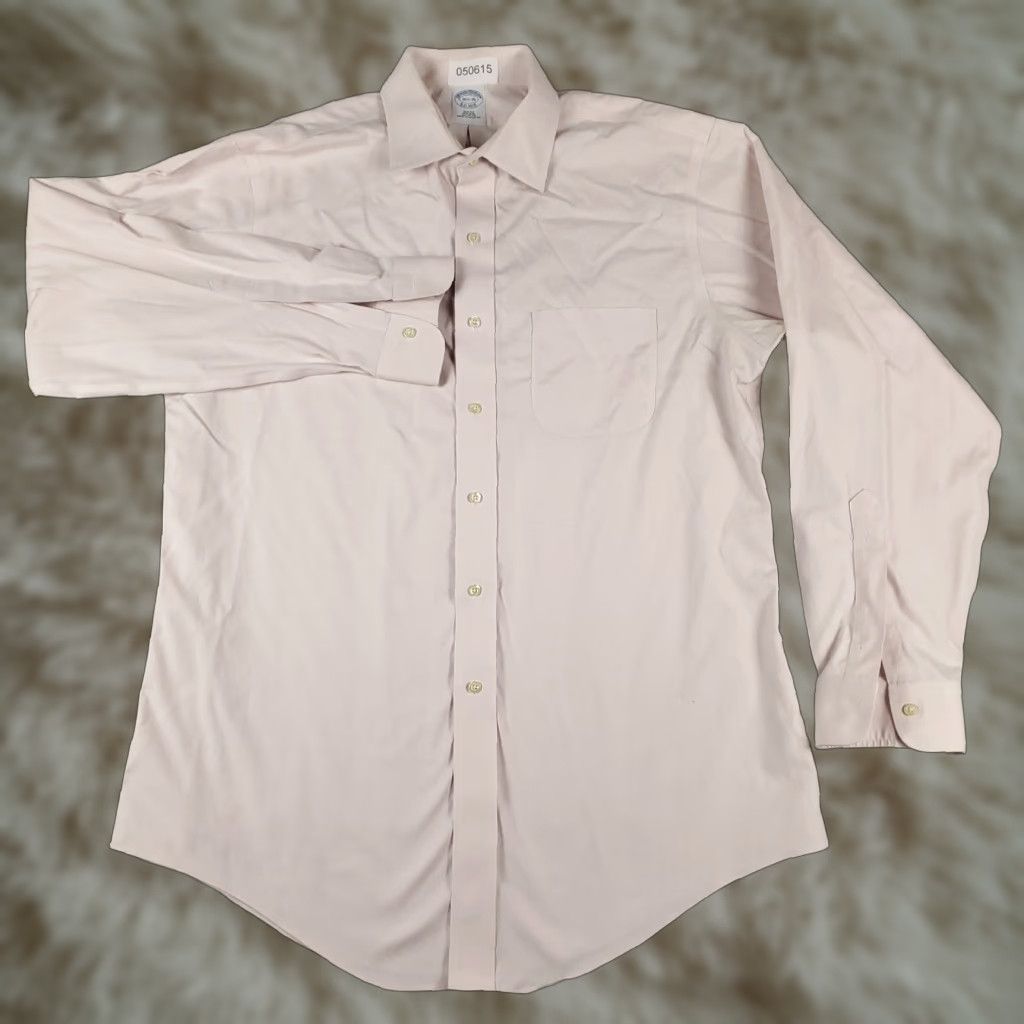 Brooks Brothers VINTAGE Brooks Brothers Shirt Mens 16.5 Pink Slim Fit Dress Button Up Long Sleeve Regular Size 16.5 Pink All Seasons Non-Iron Pockets Mens Size 42R - 1 Thumbnail