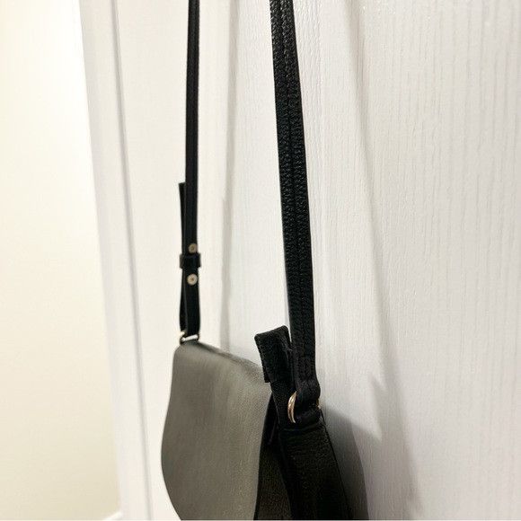 H&M H&M women's Saddle Crossbody Bag pebbled leathered Black Size ONE SIZE - 14 Thumbnail