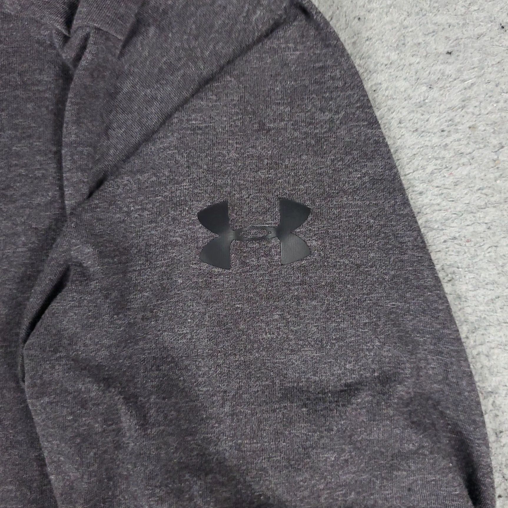 Under Armour Under Armour T Shirt Mens Medium Gray Active 1/4 Zip Pullover Long Sleeve Size US M / EU 48-50 / 2 - 5 Thumbnail
