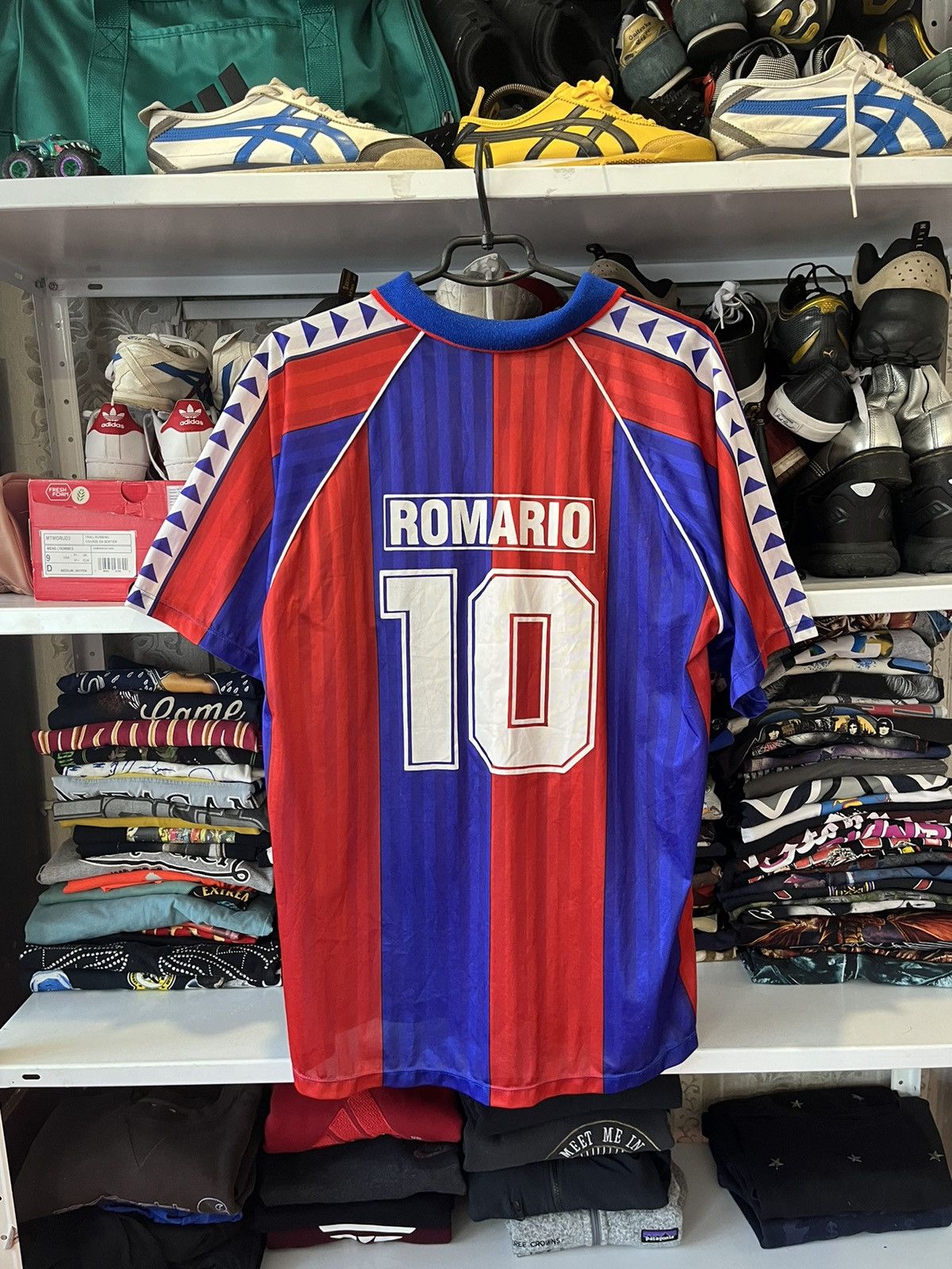 Vintage FC BARCELONA Vintage Romario #10 Football Soccer Jersey Size US L / EU 52-54 / 3 - 9 Thumbnail