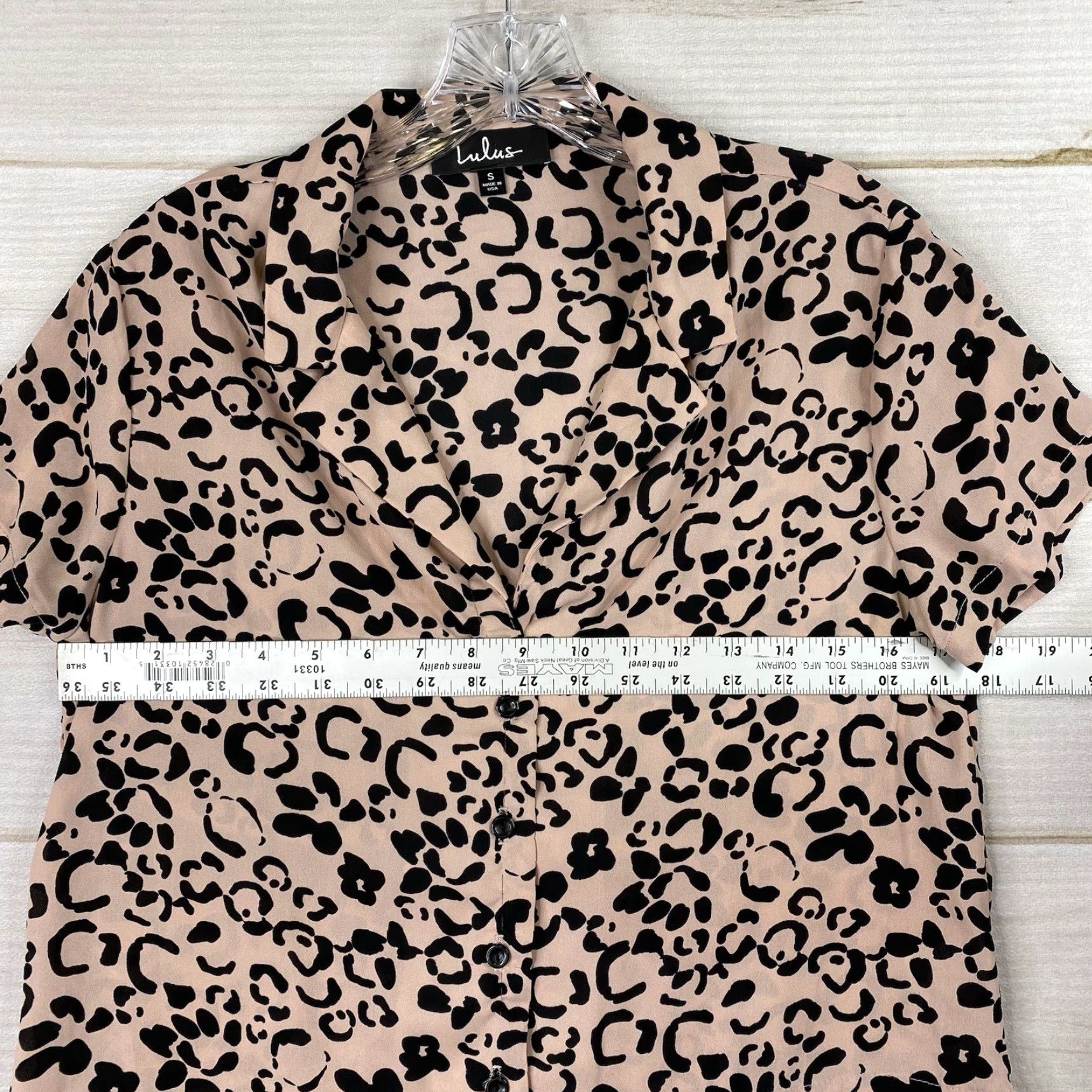 Lulus Lulus Pink Animal Print Short Sleeve Button-Up Top Womens S Shirt Floral Collared Casual Crop Top Size S / US 4 / IT 40 - 4 Thumbnail