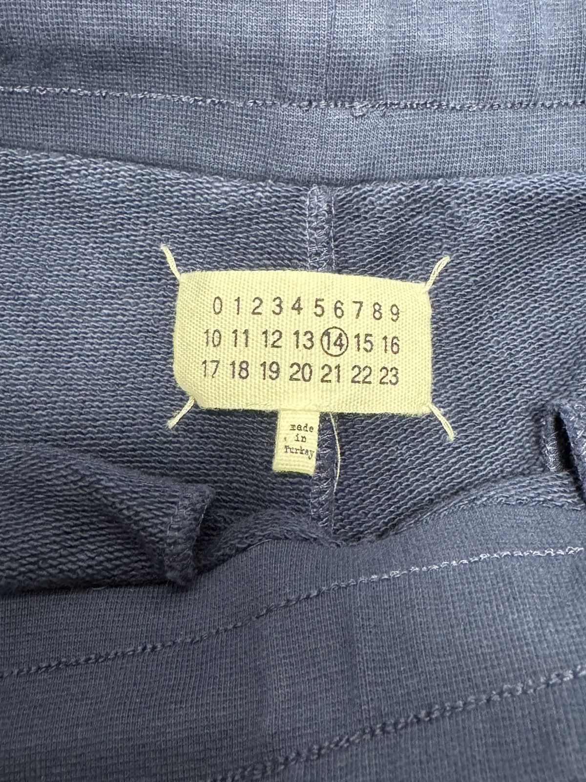 Maison Margiela Maison Margiela Archive Stereotype Jogger sweatpants Size US 30 / EU 46 - 4 Thumbnail