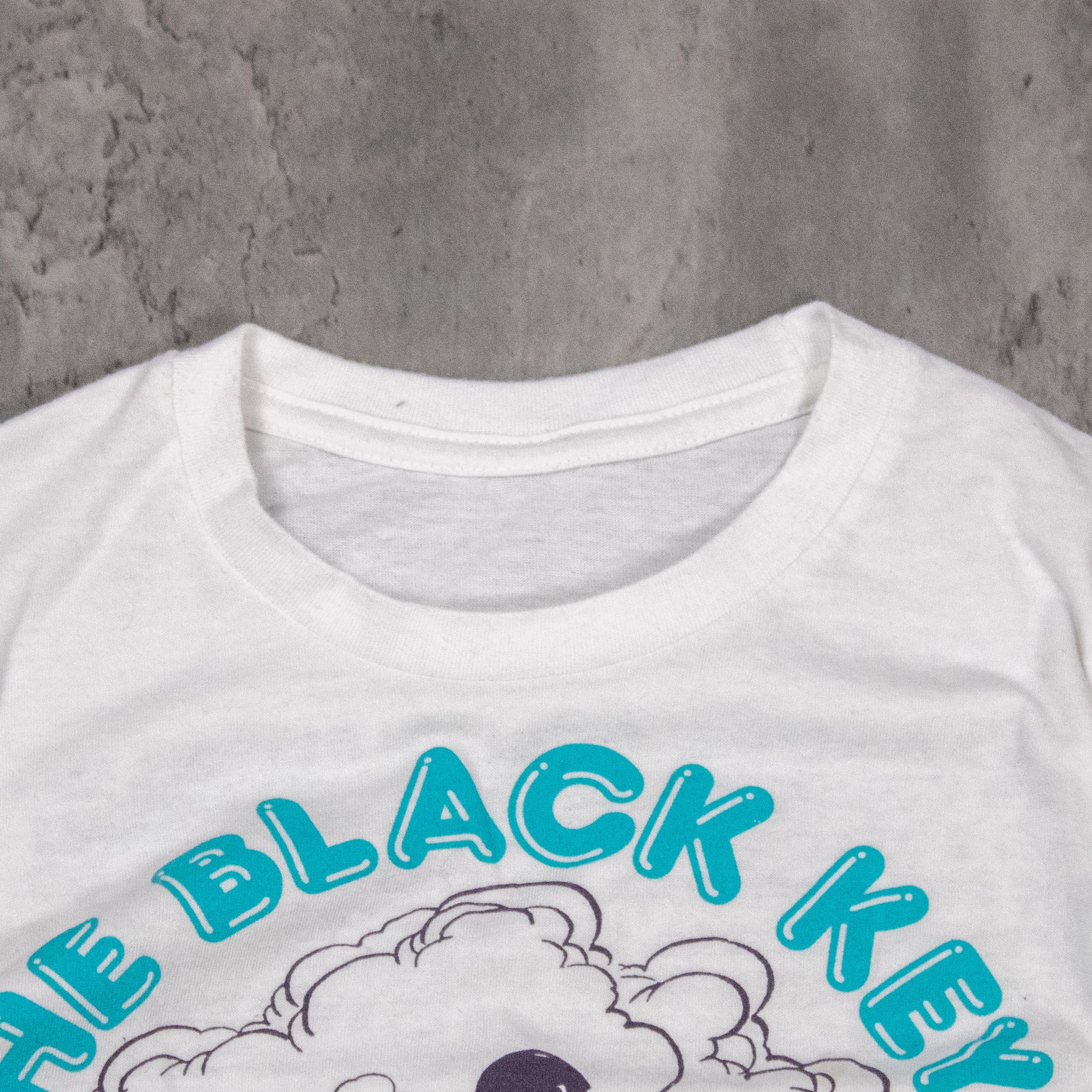Band Tees × Japanese Brand × Vintage Y2K 2012 The Black Keys El Camino Tour White T-Shirt Size US S / EU 44-46 / 1 - 5 Thumbnail