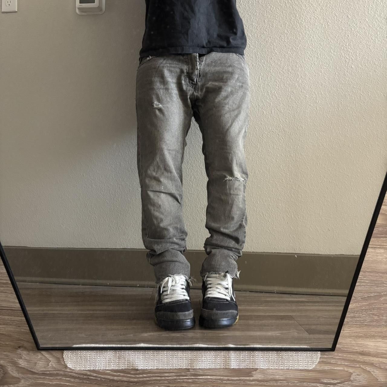 Levi's Crazy Vintage Y2K/2000s Grunge Faded Levis Distressed Skinny Denim Jeans! 33x29 Size US 32 / EU 48 - 1 Thumbnail