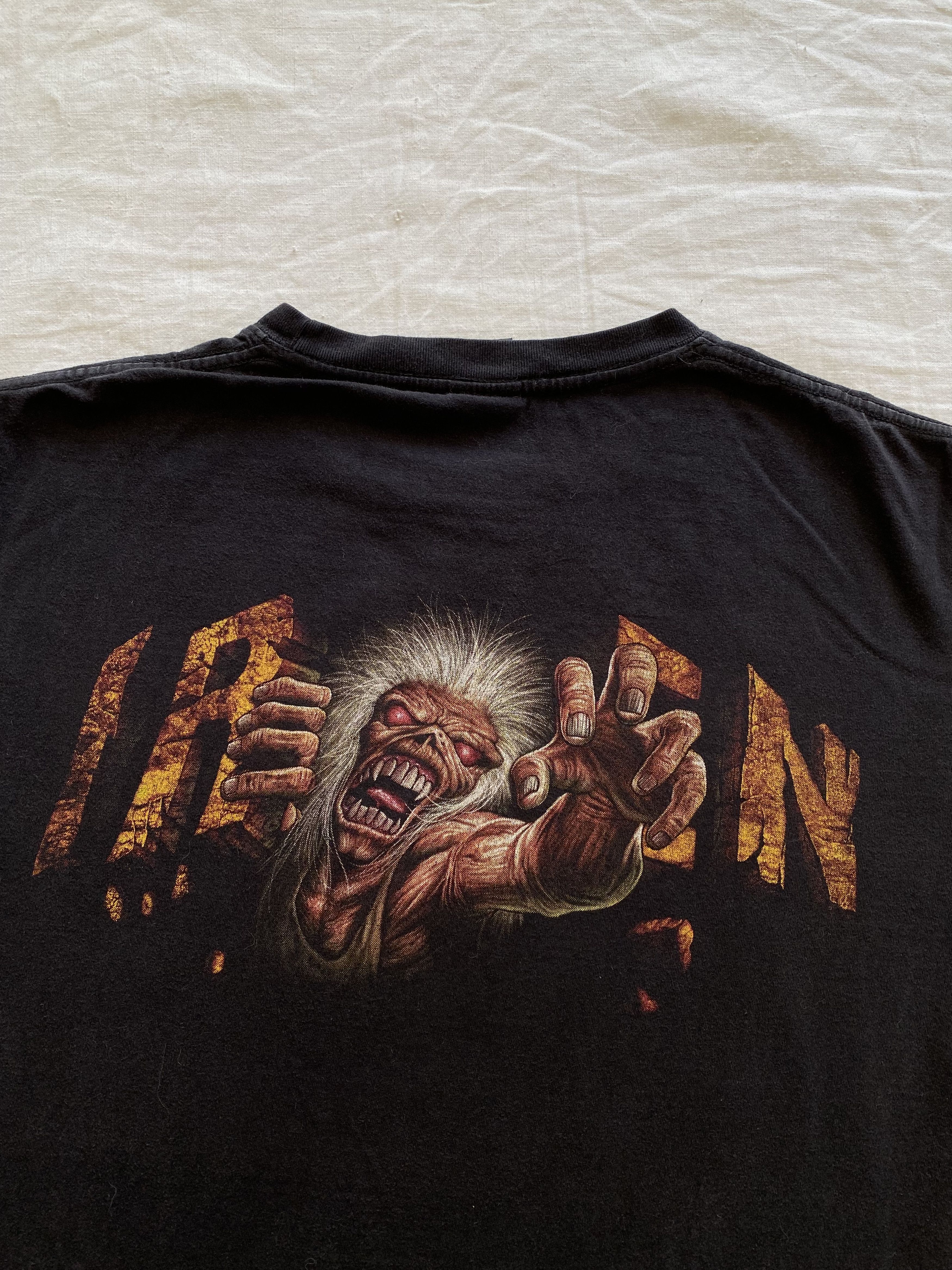 Band Tees Vintage 2000s Iron Maiden The Trooper Rock Band T-shirt Size US L / EU 52-54 / 3 - 18 Thumbnail