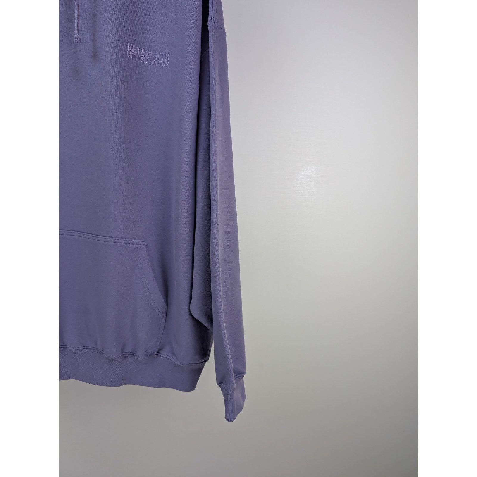 Vetements o1rshd1 Limited Edition Hoodie in Lilac Size US L / EU 52-54 / 3 - 4 Thumbnail