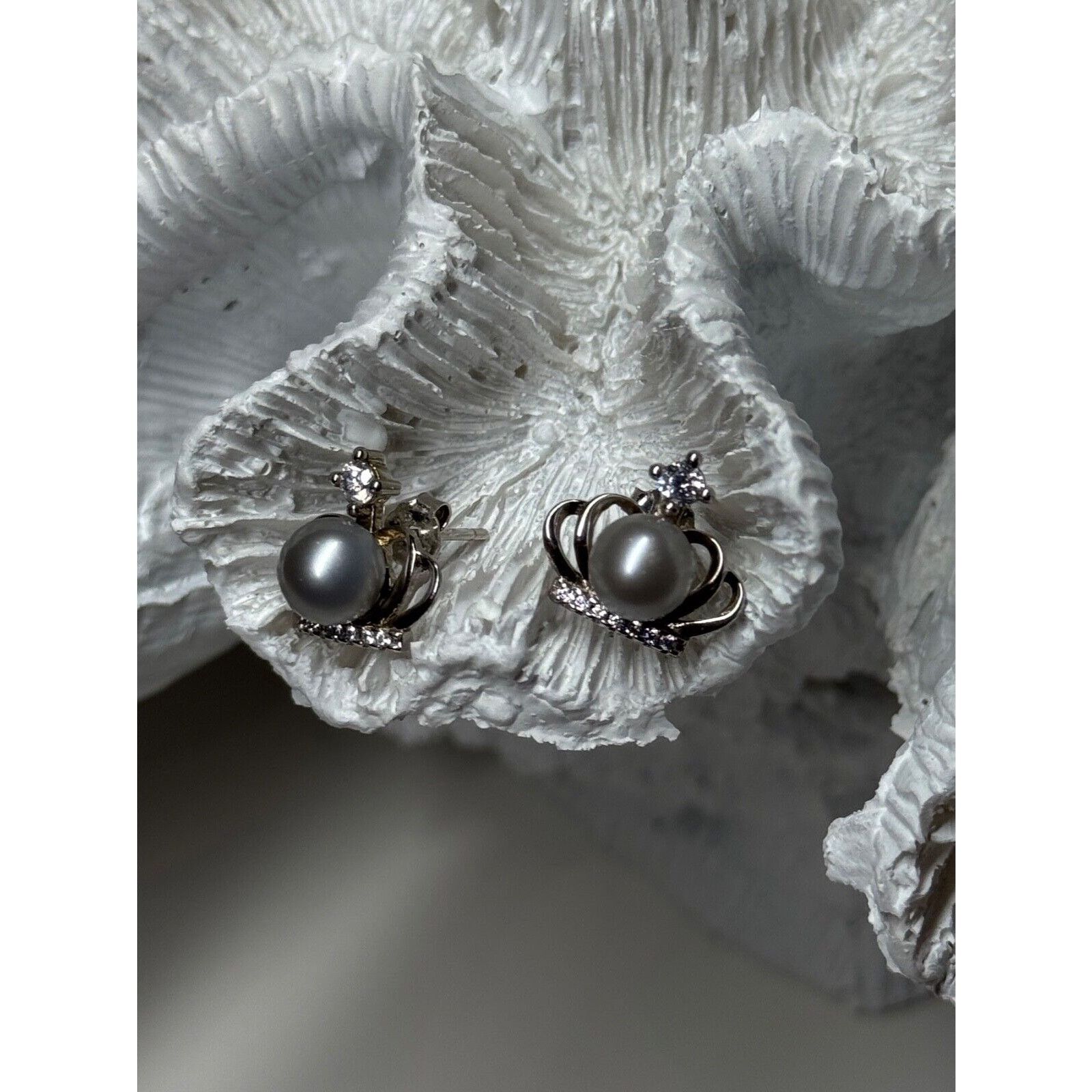Jewelry 925 STERLING SILVER PEARL CROWN EARRINGS LENGTH 0.5 INCH Size ONE SIZE - 2 Thumbnail