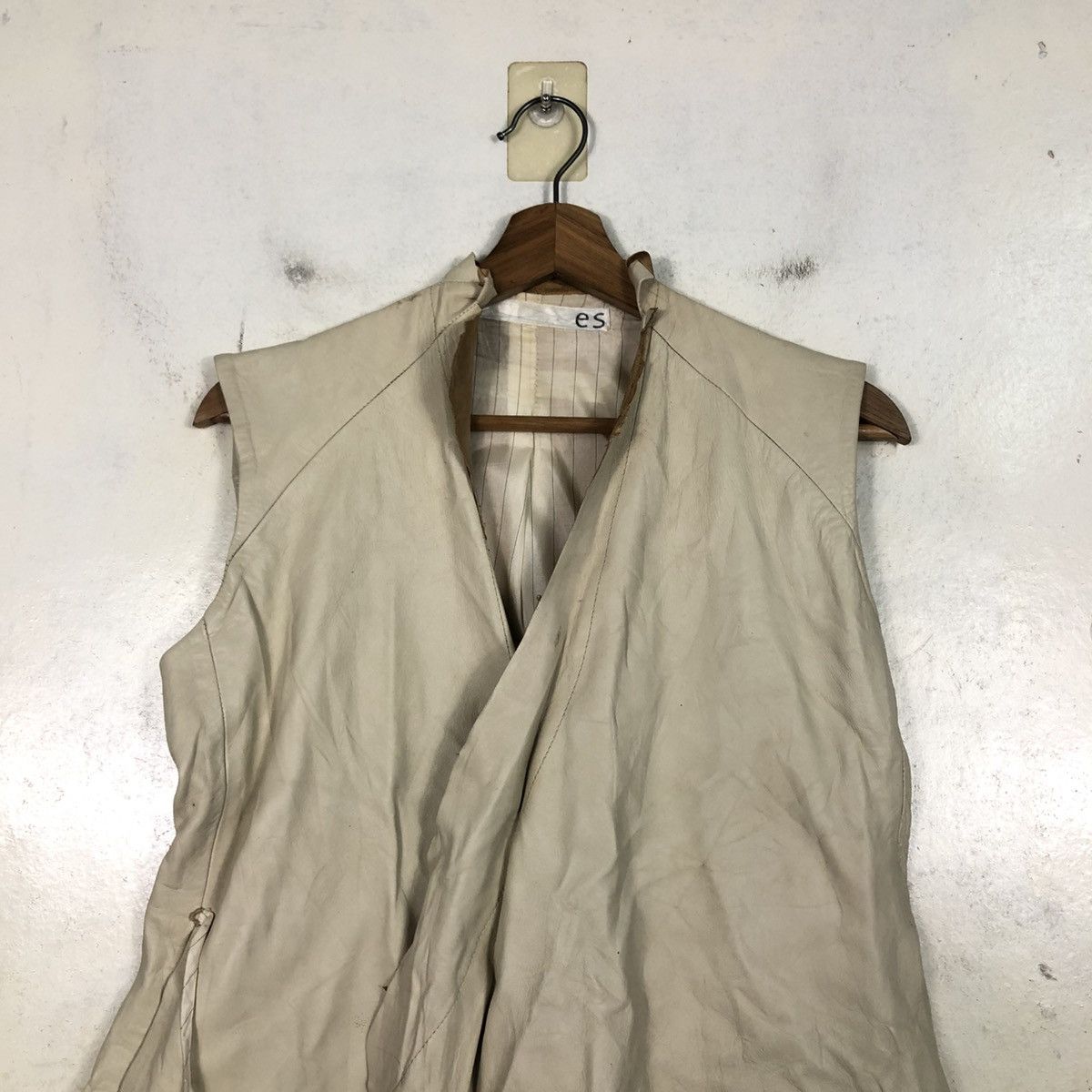 Japanese Brand Distressed Punk Vest Leather Biker Es Sadaharu Hoshino Size US M / EU 48-50 / 2 - 5 Thumbnail