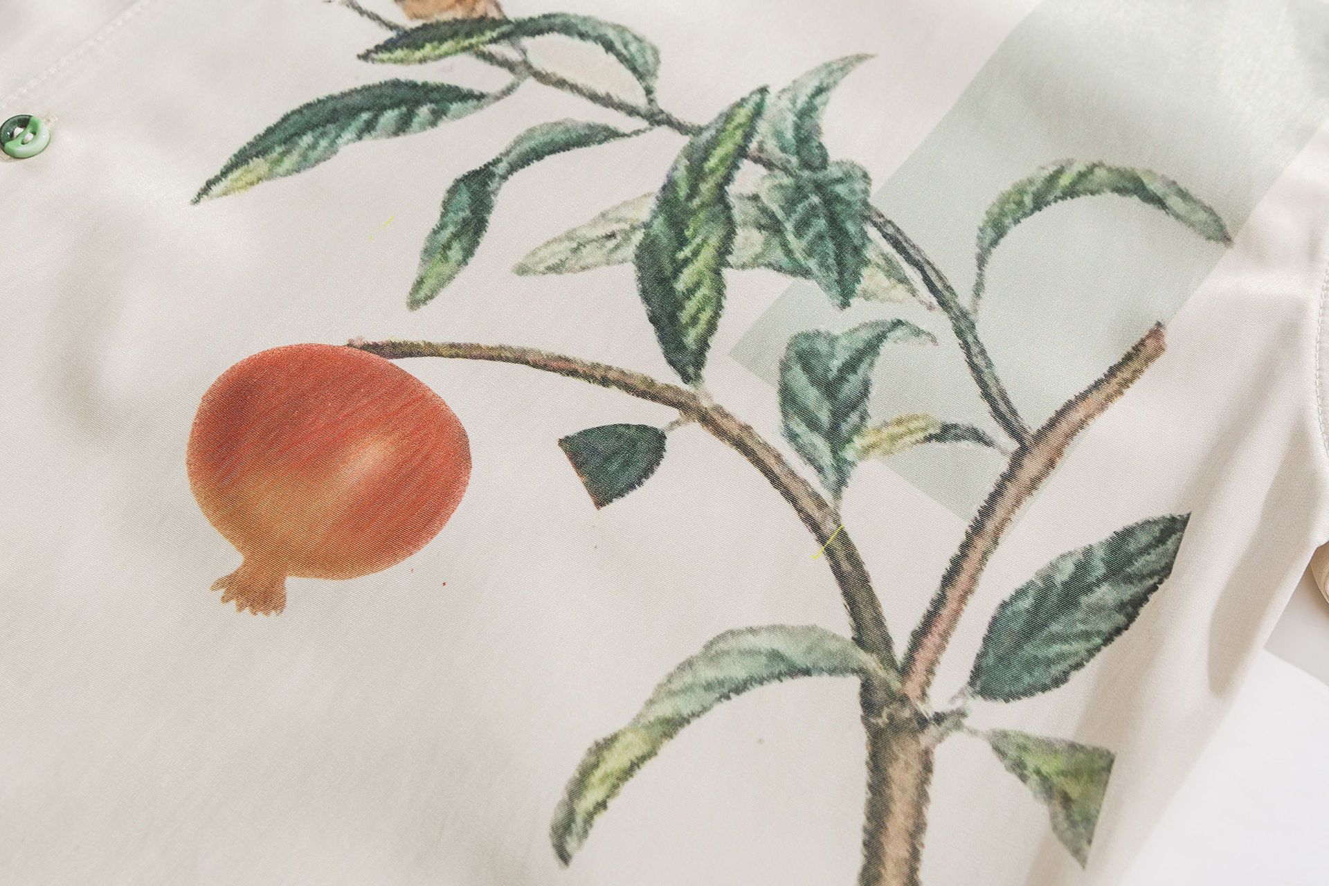 Japanese Brand × Vintage Japanese retro loose casual pomegranate print shirt Size US M / EU 48-50 / 2 - 5 Thumbnail