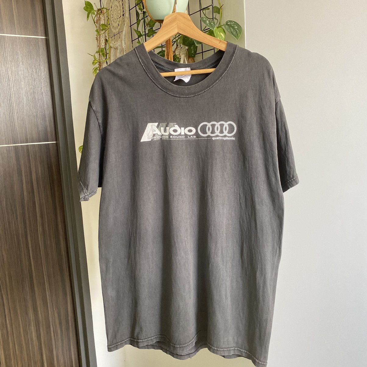 Vintage Thrashed Faded Vintage Y2K Audi Quattrophonic ERD GRUNGE TEE Size US L / EU 52-54 / 3 - 1 Thumbnail