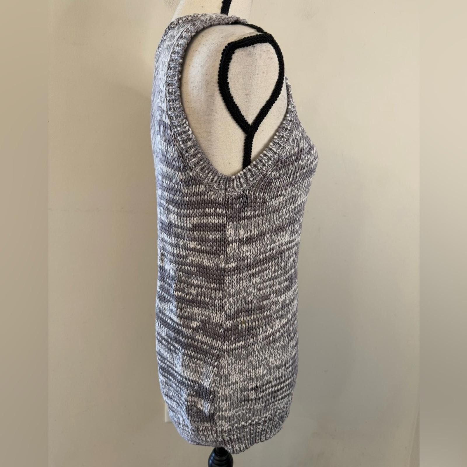 Other Saint Tropez West sleeveless sweater metallic knit SZ LG Size L / US 10 / IT 46 - 2 Thumbnail