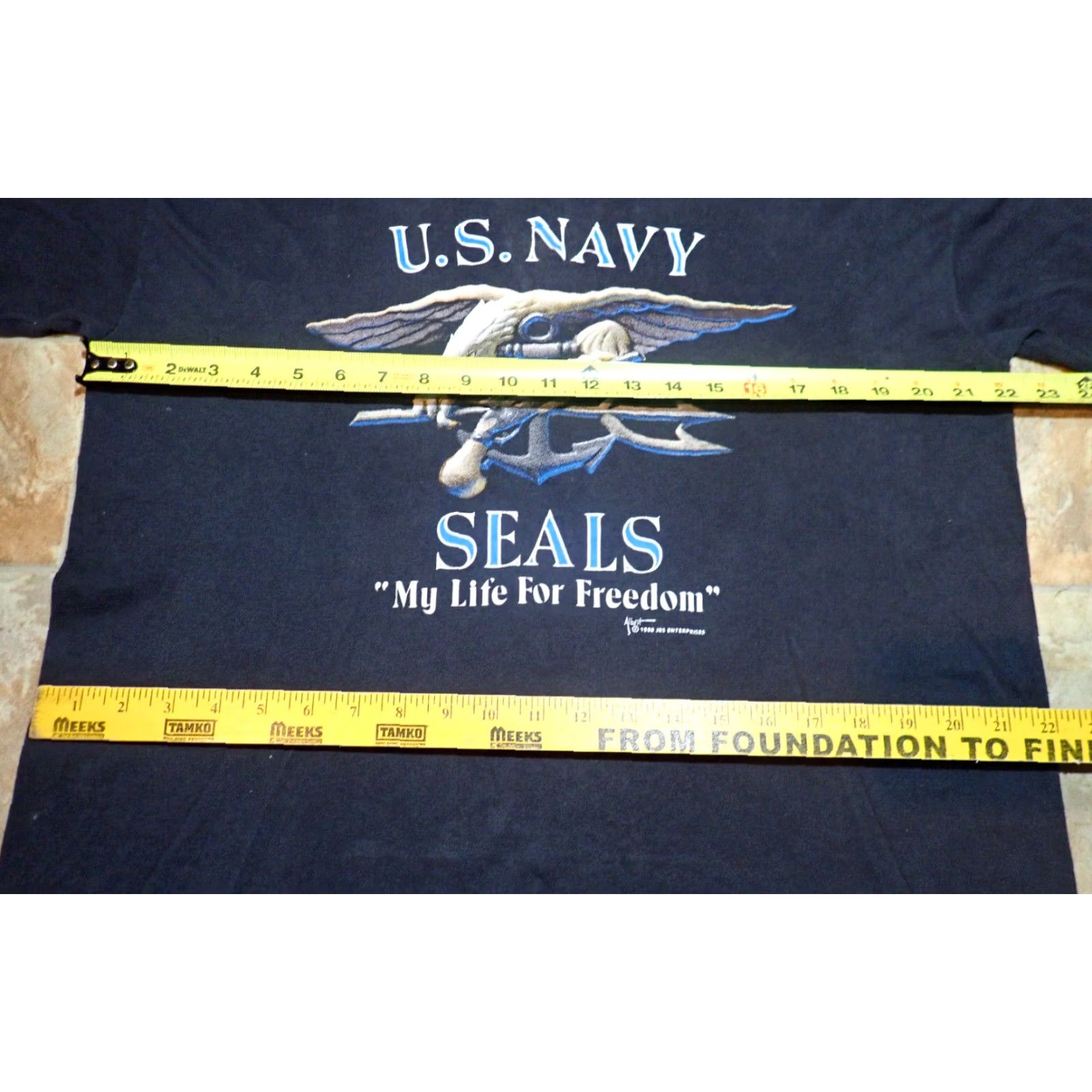 Vintage VINTAGE 1980s US Navy SEALS My Life For Freedom Cotton Blend Graphic T-Shirt Mens Large L Navy Frogmen Decade Military Men's Size US L / EU 52-54 / 3 - 7 Thumbnail