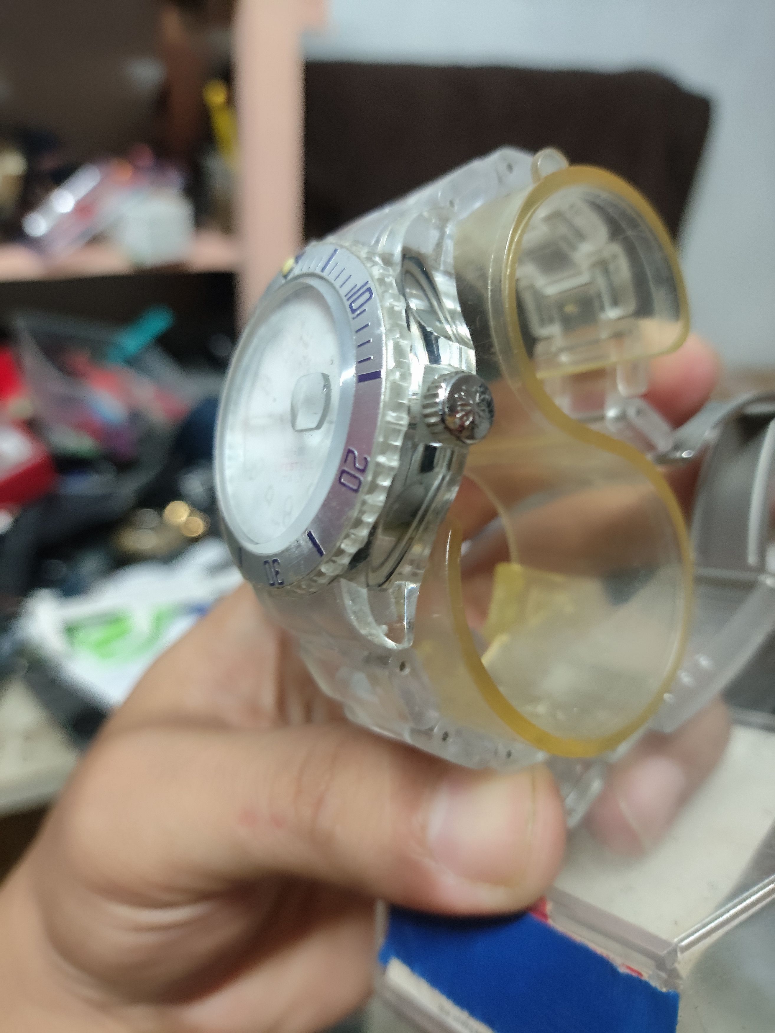 Japanese Brand × Vintage IKE ITALY LIFESTYLE WATCH. DESIGN RARE WITH CLEAR MATERIAL Size ONE SIZE - 8 Thumbnail
