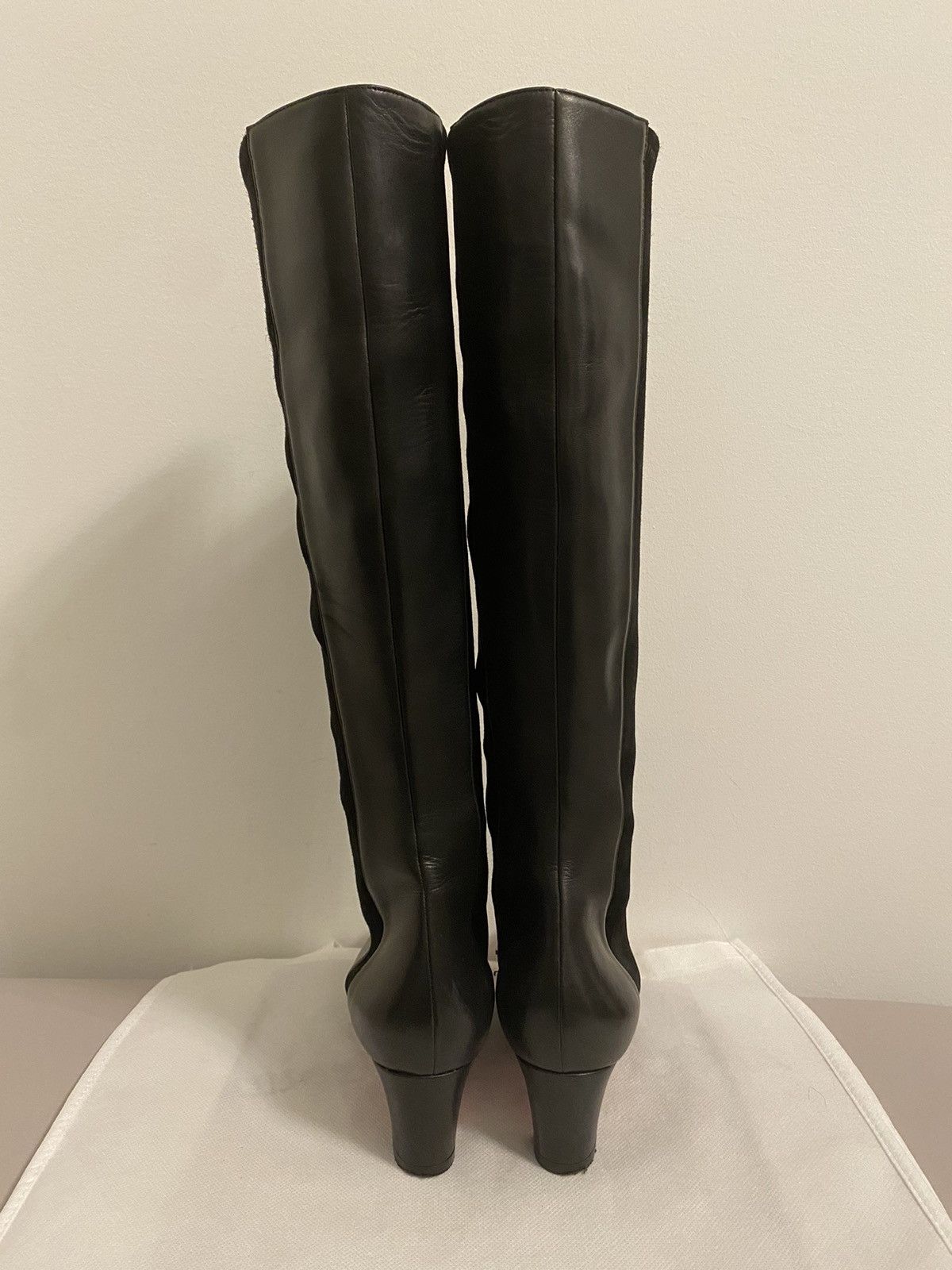 Christian Louboutin Authentic Christian Louboutin leather and suede boots Size US 8 / IT 38 - 3 Thumbnail