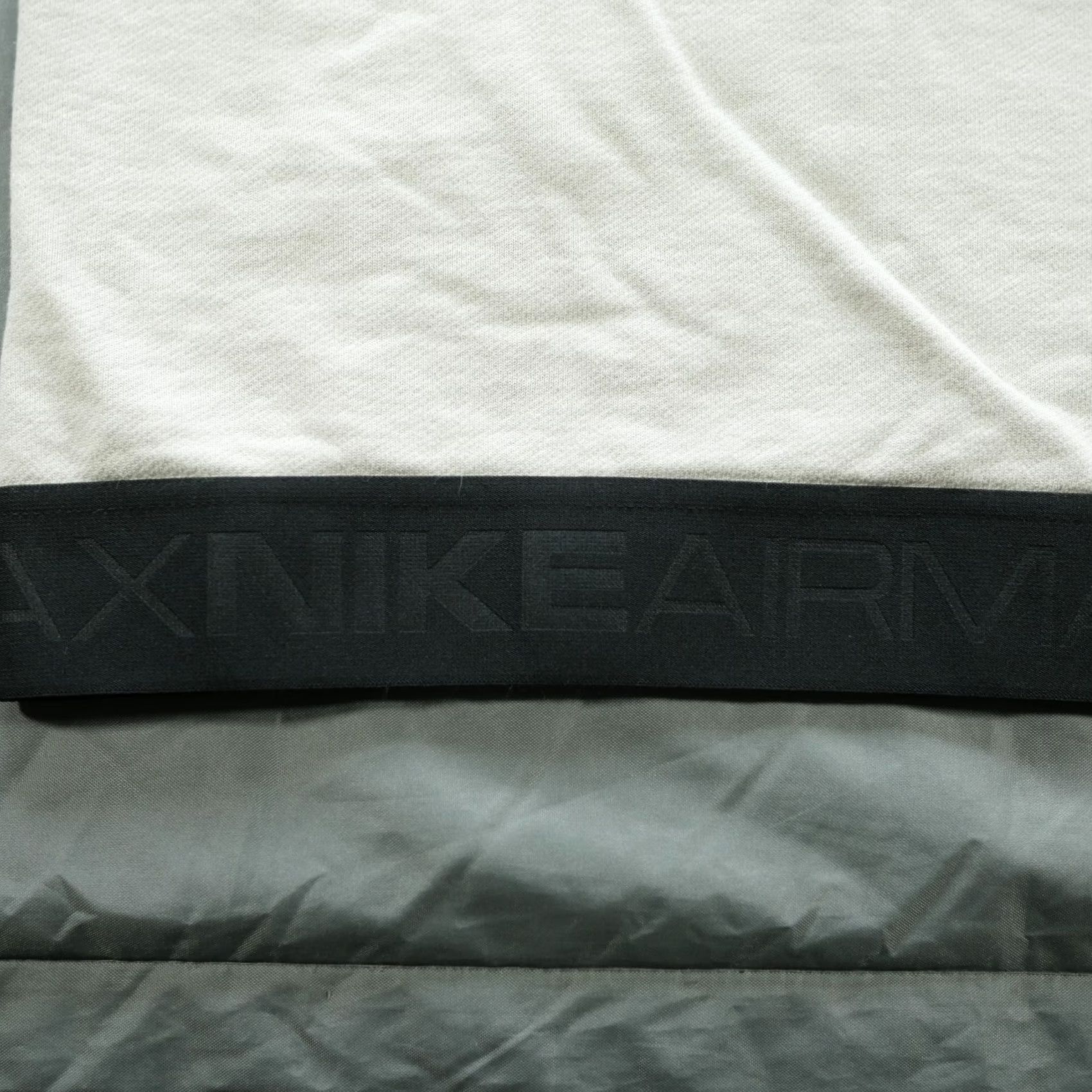 Nike VINTAGE Nike Sweatshirt Mens XS Beige Air Max Big Logo Spell Out Sweater Pullover Size US XS / EU 42 / 0 - 3 Thumbnail