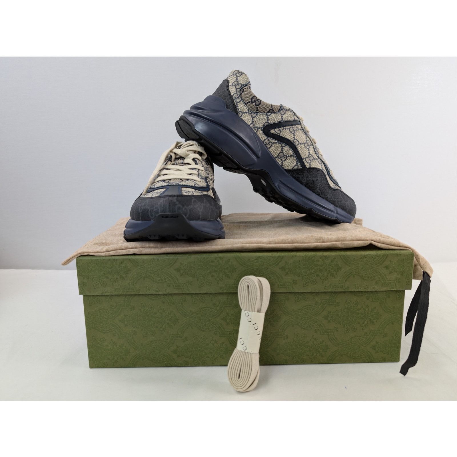 Gucci o1rshd1 Q:2 / Monogram GG Rhyton Canvas Sneakers in in Black Size US 13 / EU 46 - 16 Thumbnail
