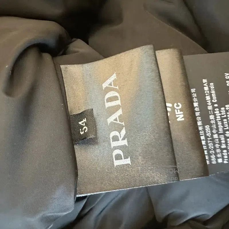 Prada Prada Black Padded Vest for Men. Size US XL / EU 56 / 4 - 7 Thumbnail
