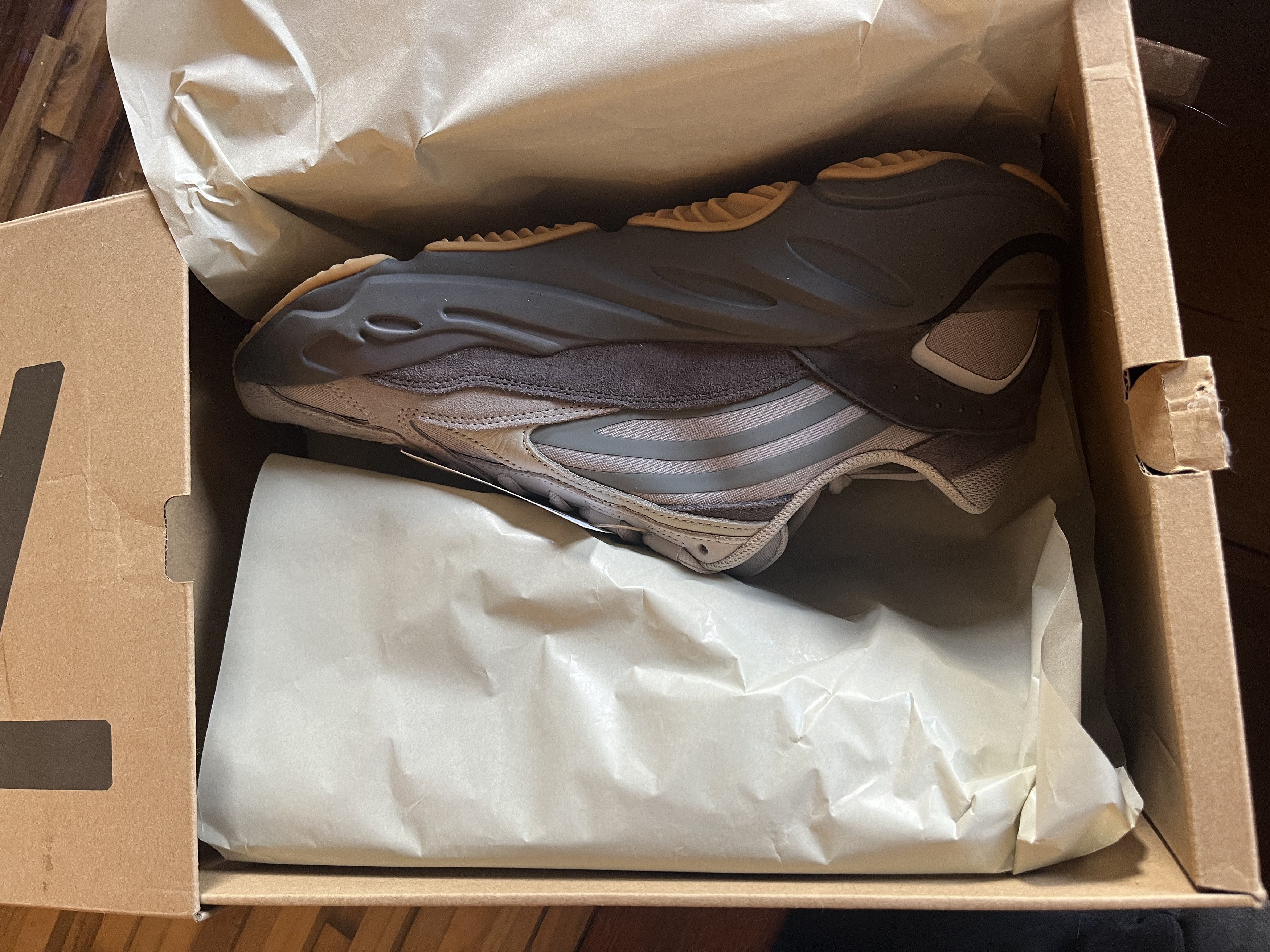 Adidas × Kanye West Yeezy Boost 700 V2 (Deadstock) Size US 12 / EU 45 - 7 Thumbnail