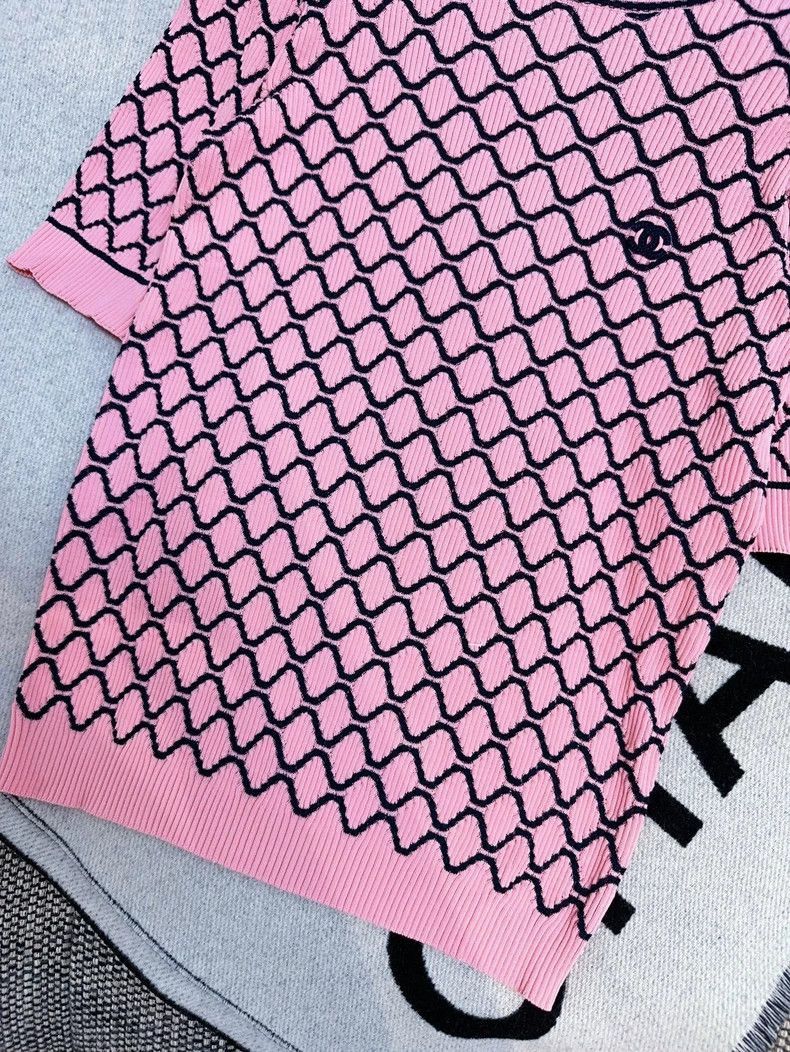 Chanel Chanel Pink Black Checkered Pattern Large U-Neck Knit Top Size M / US 6-8 / IT 42-44 - 8 Thumbnail