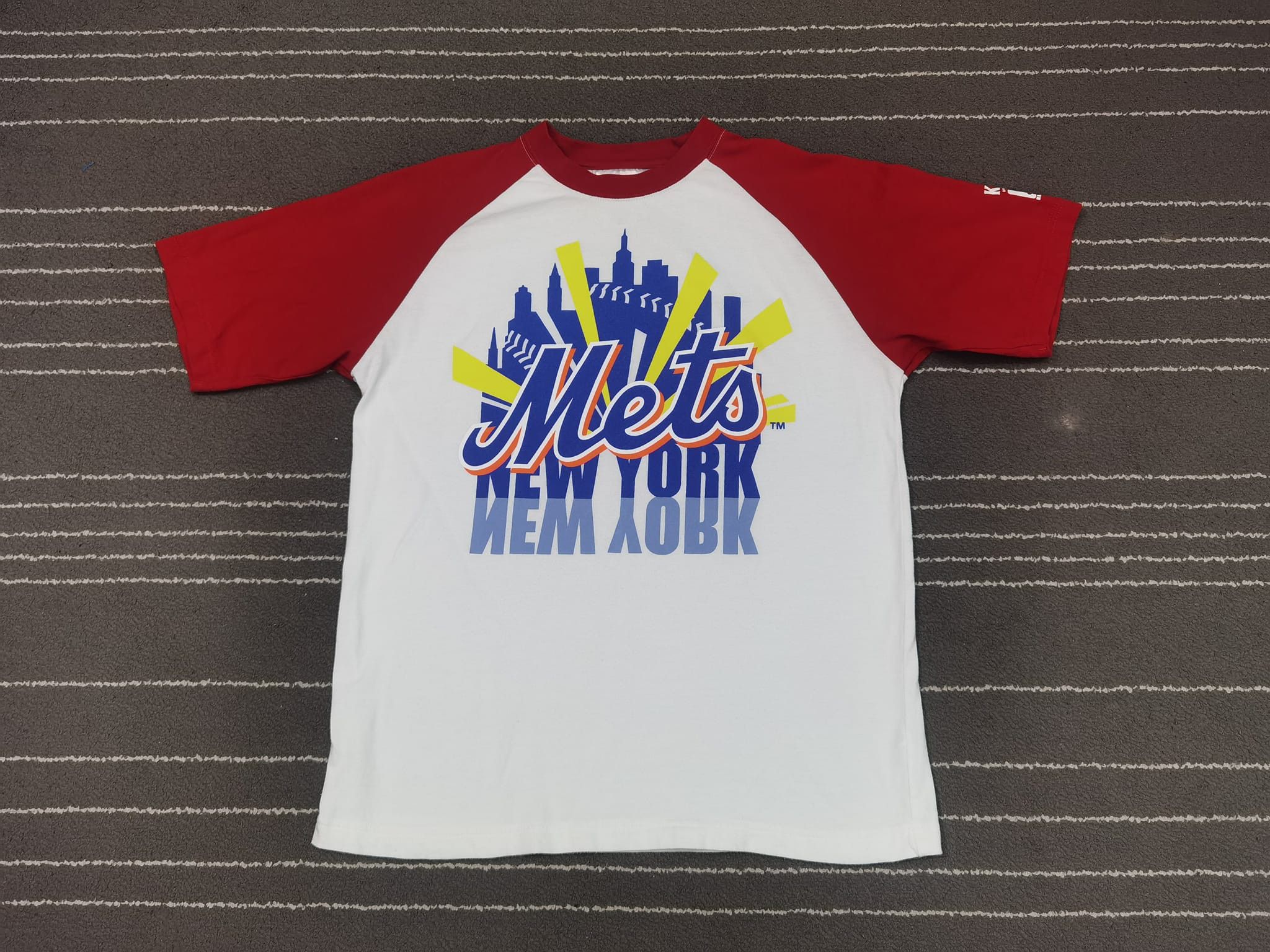 Majestic Mets X KIRIN X majestic unisex tee S 2194 Size US S / EU 44-46 / 1 - 3 Thumbnail