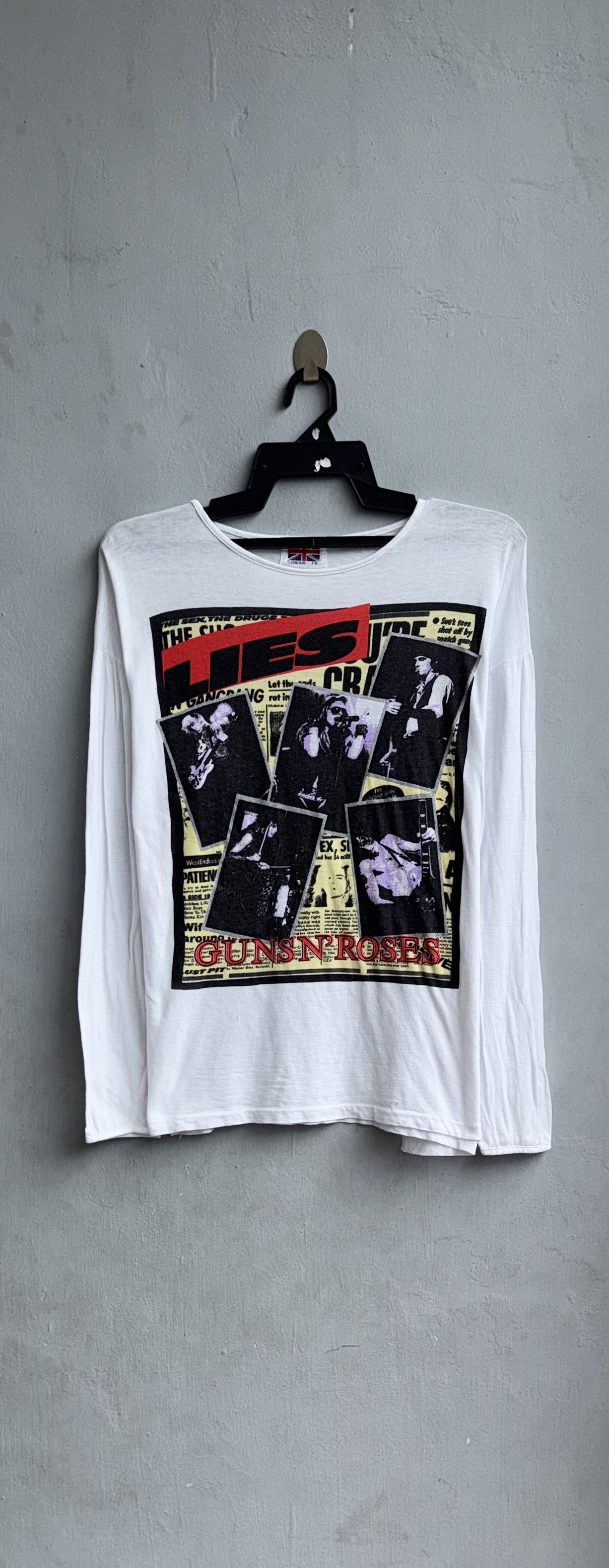Band Tees Guns N Roses Vintage Band Shirt Size L / US 10 / IT 46 - 1 Thumbnail