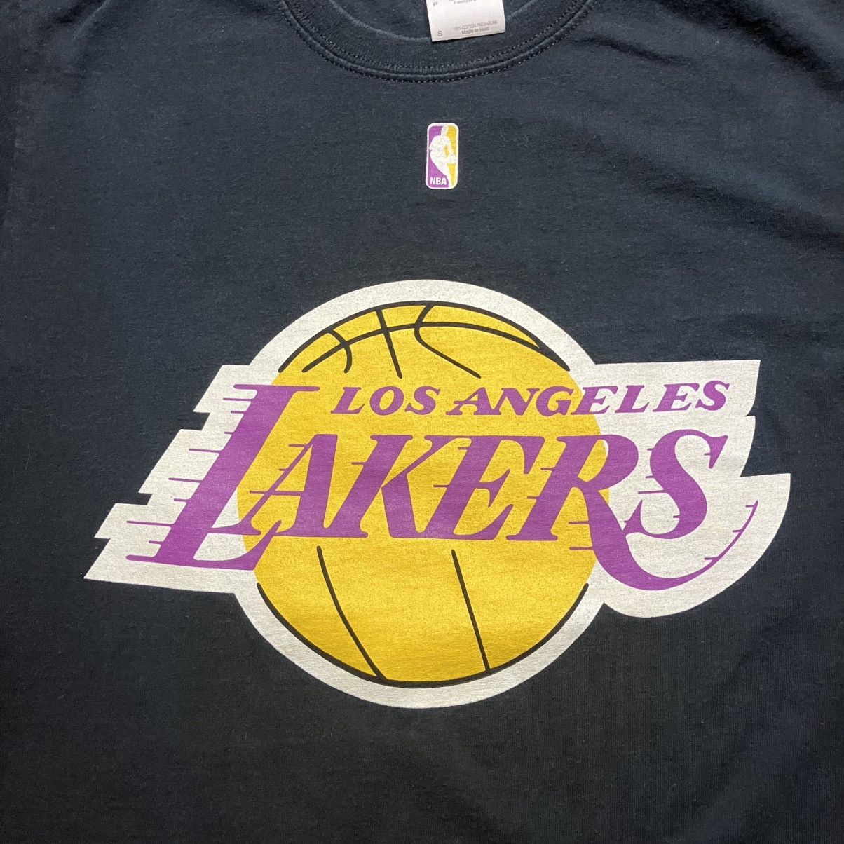 NBA × Vintage Vintage Los Angeles Lakers NBA Basketball Graphic T Shirt Size US S / EU 44-46 / 1 - 3 Thumbnail