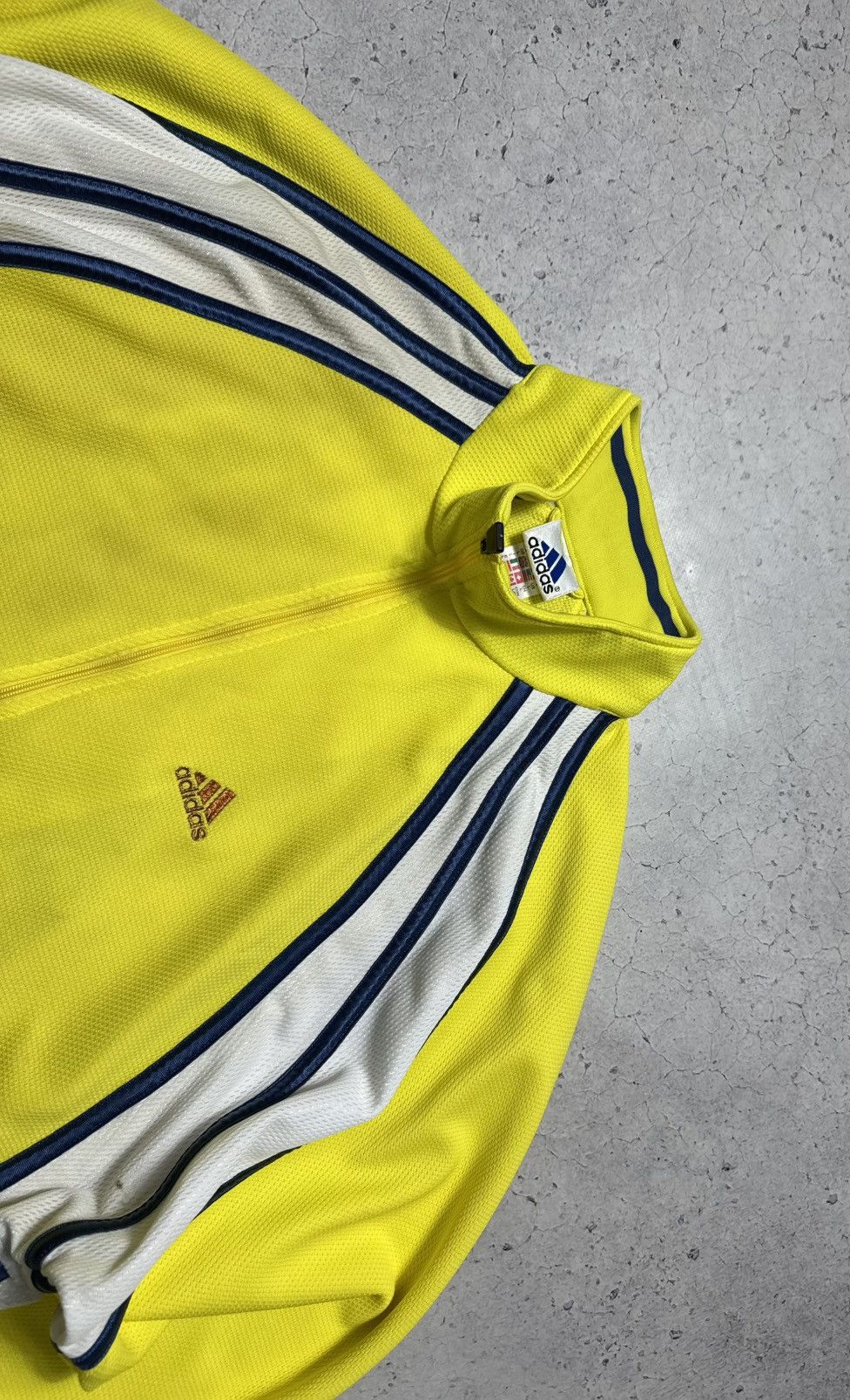 Adidas Adidas Basketball Vintage 90’s Full Zip Jacket Big Logo Size US L / EU 52-54 / 3 - 5 Thumbnail